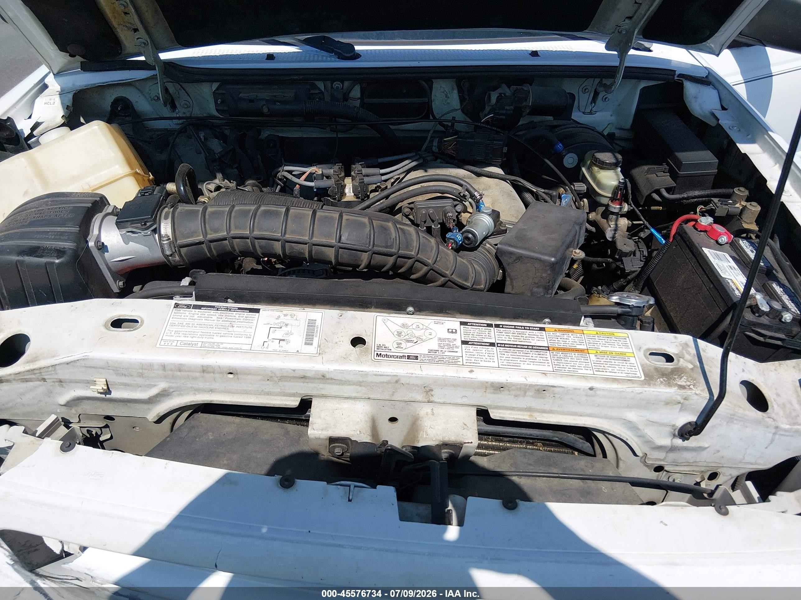 1999 Ford Ranger Xl/xlt White vin: 1FTYR14V8XTA06660