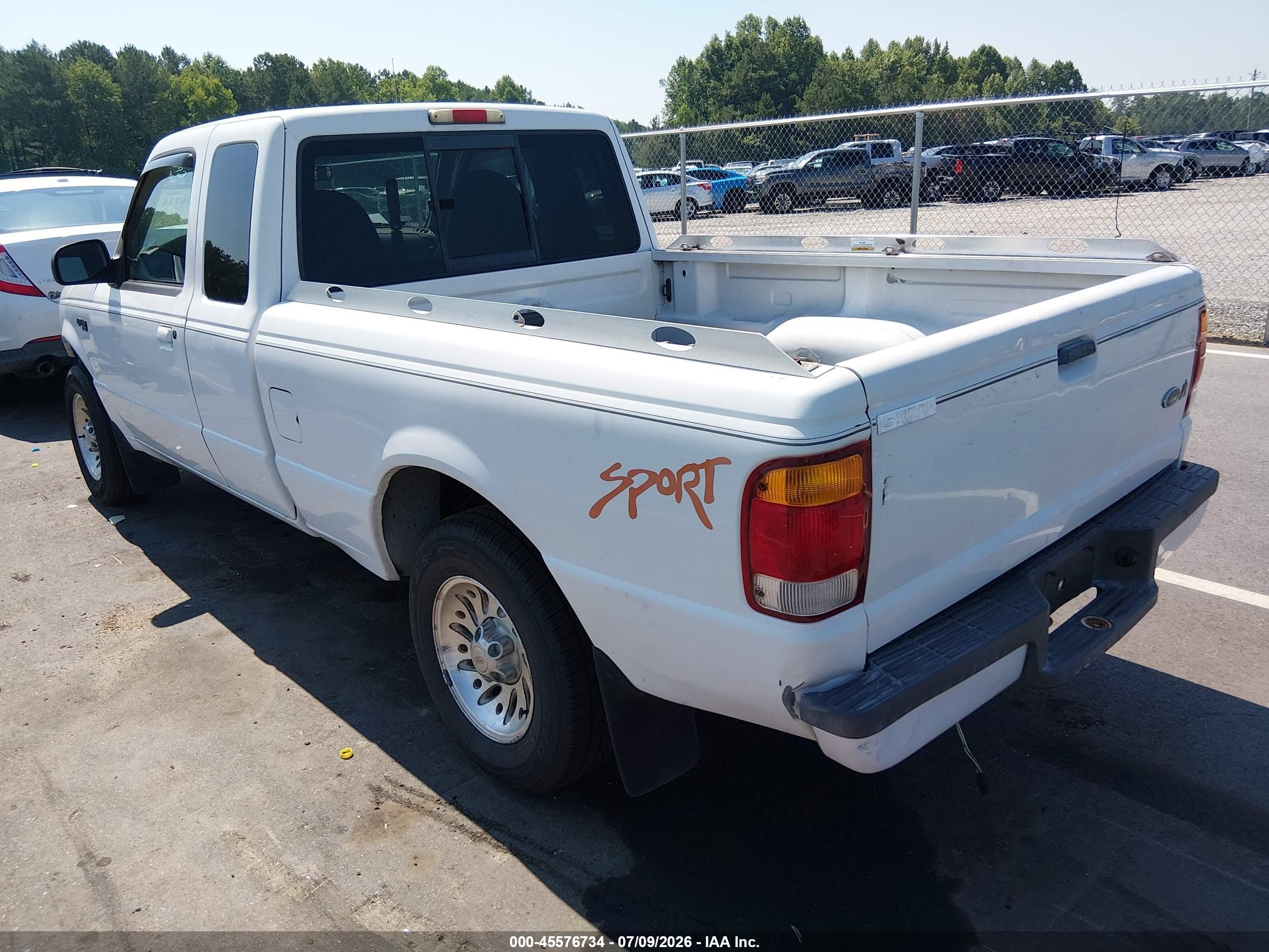 1999 Ford Ranger Xl/xlt White vin: 1FTYR14V8XTA06660