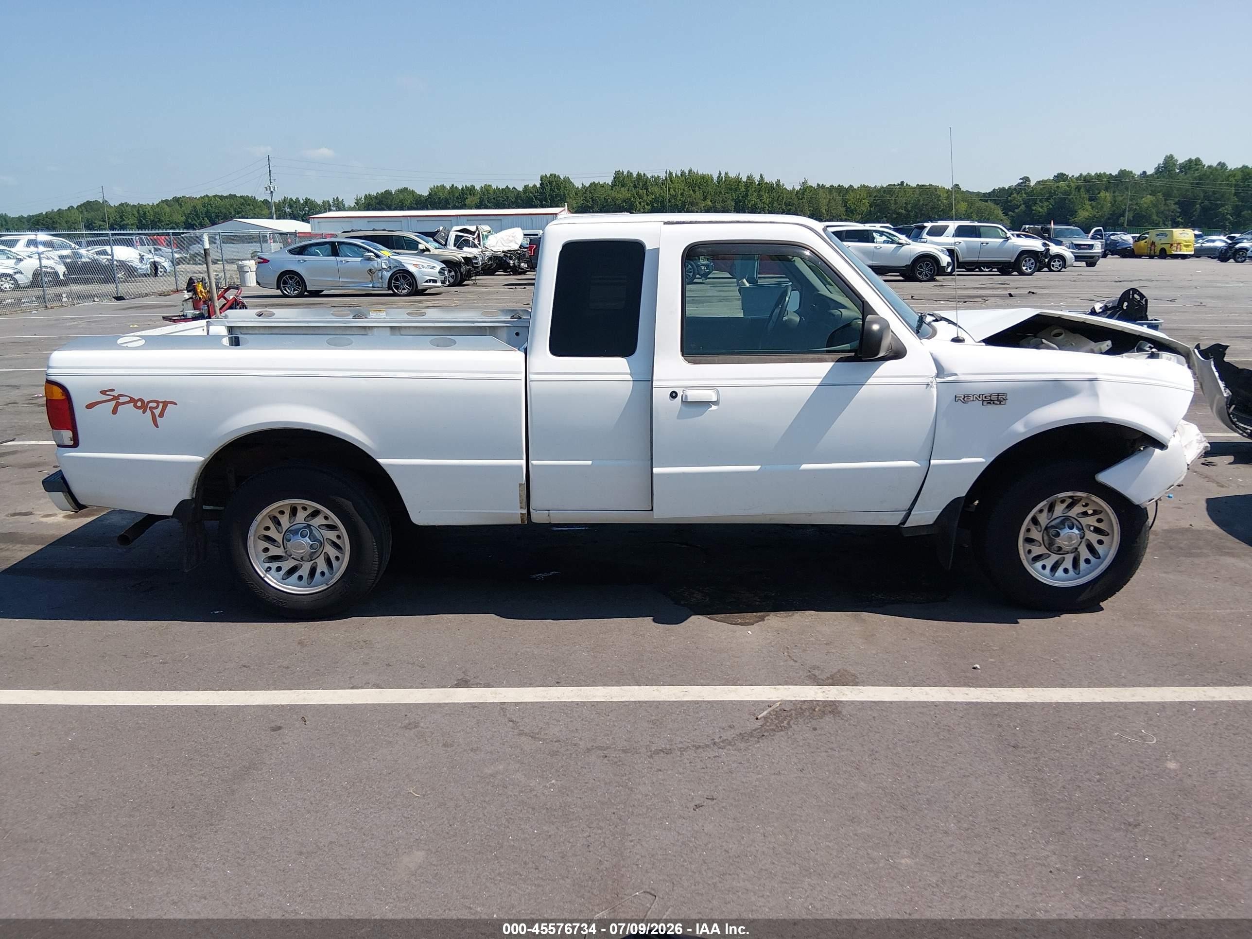 1999 Ford Ranger Xl/xlt White vin: 1FTYR14V8XTA06660