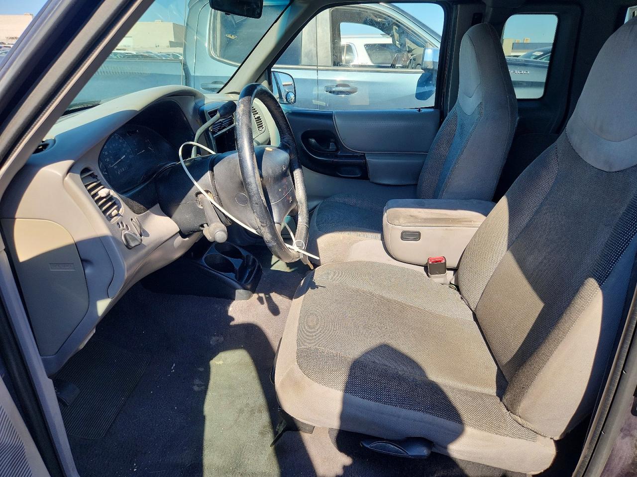 2000 Ford Ranger Super Cab Blue vin: 1FTYR14V8YPA35778