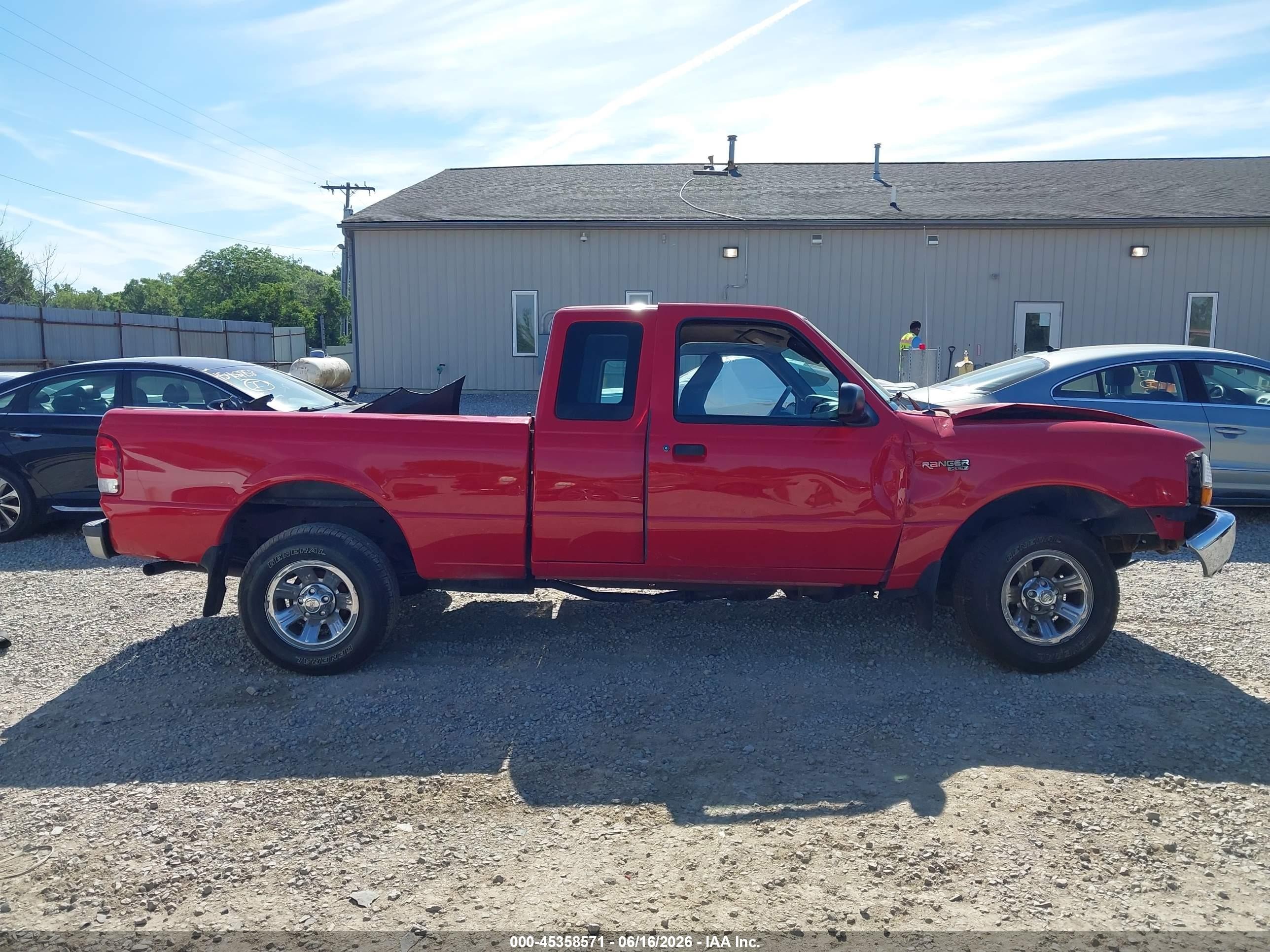 2000 Ford Ranger Xl/xlt Red vin: 1FTYR14V8YTA97673