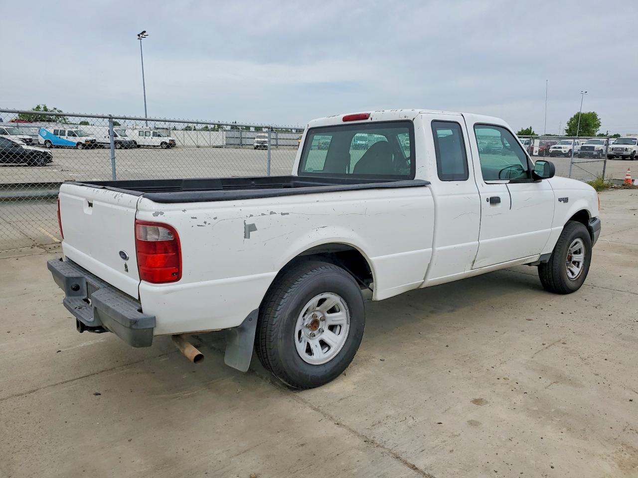 2003 Ford Ranger Super Cab White vin: 1FTYR14V93PB08620