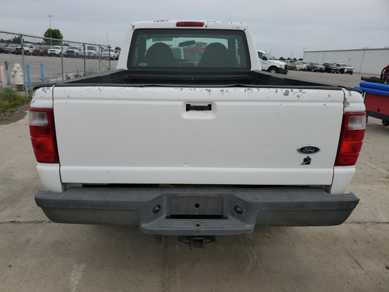 2003 Ford Ranger Super Cab White vin: 1FTYR14V93PB08620 Damage: Tailgate, Multiple Dents/Paint Damage, 2