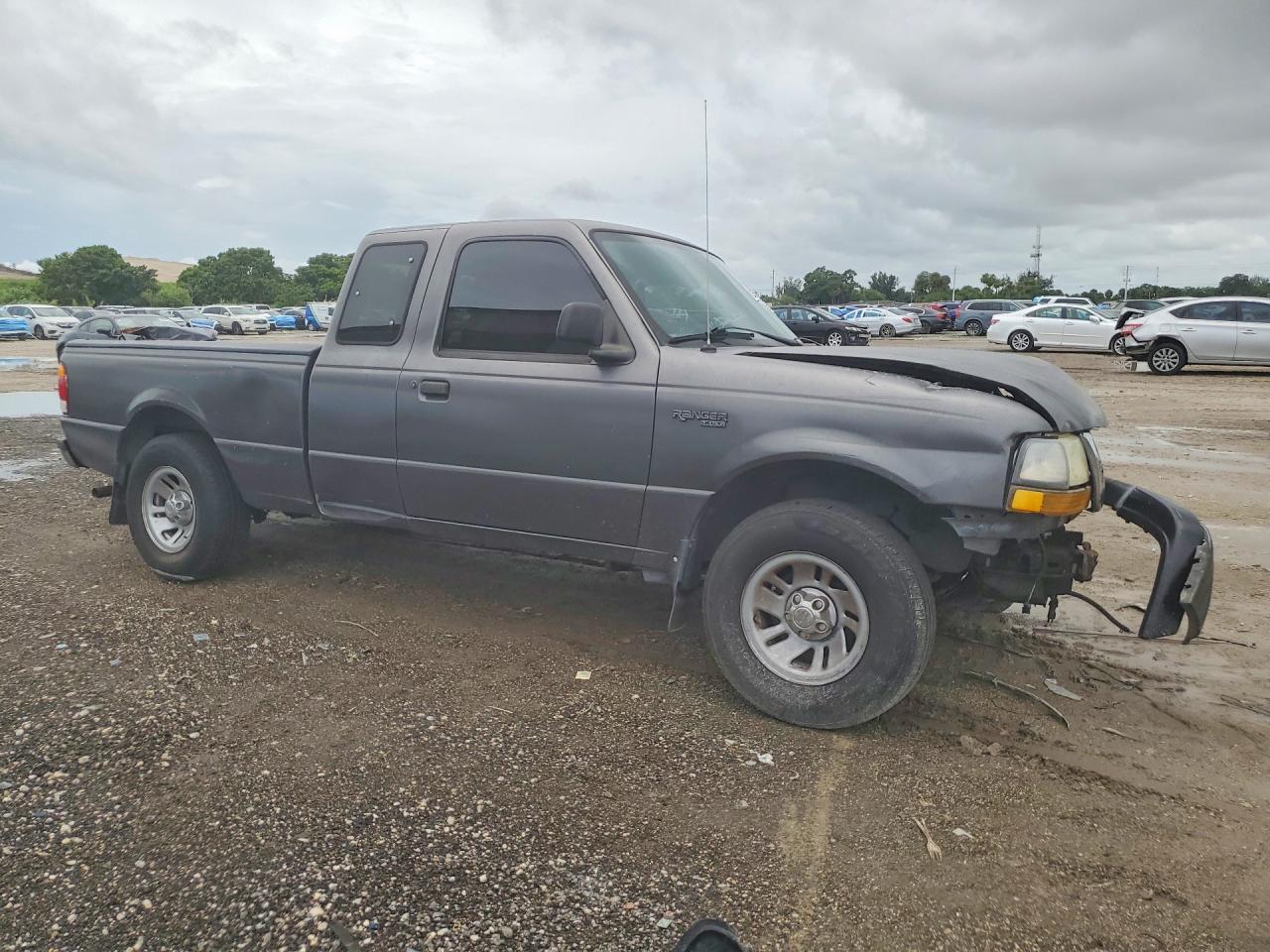 1999 Ford Ranger Super Cab Charcoal vin: 1FTYR14V9XPA41216