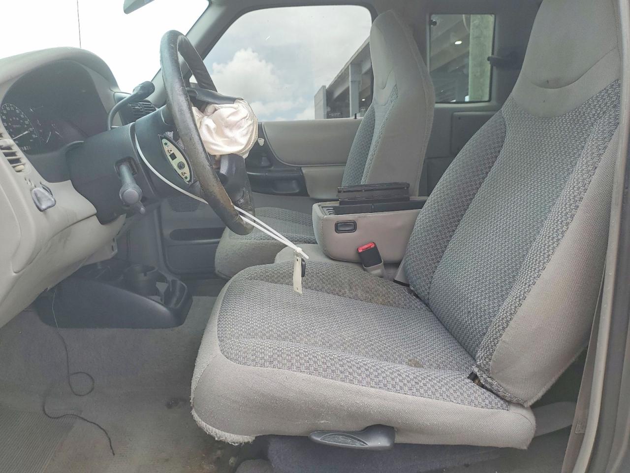 1999 Ford Ranger Super Cab Charcoal vin: 1FTYR14V9XPA41216