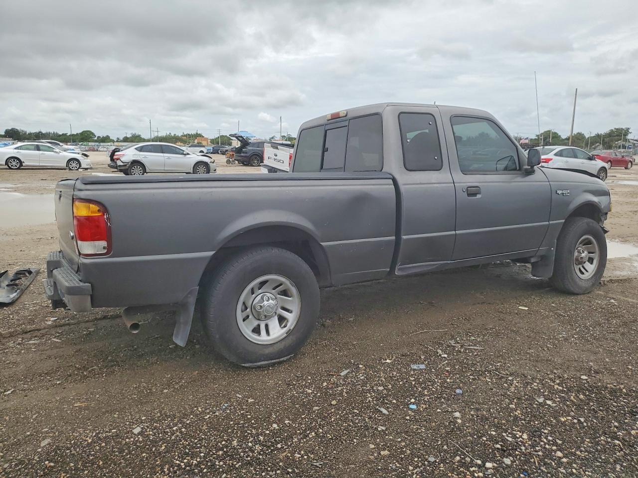 1999 Ford Ranger Super Cab Charcoal vin: 1FTYR14V9XPA41216