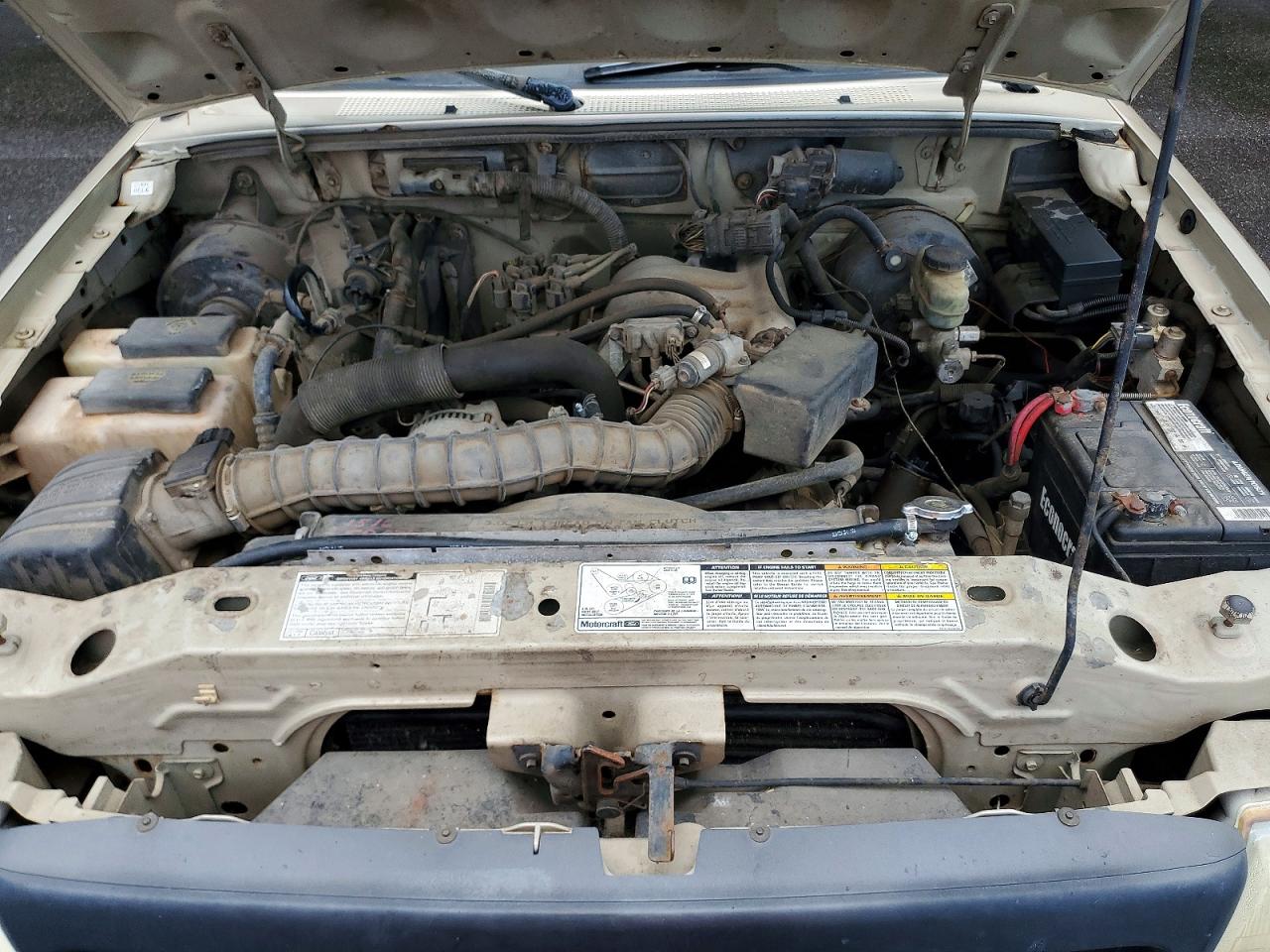 2000 Ford Ranger Super Cab Gold vin: 1FTYR14V9YTA15417