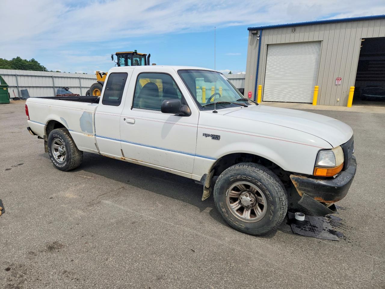 2000 Ford Ranger Super Cab White vin: 1FTYR14V9YTA50913