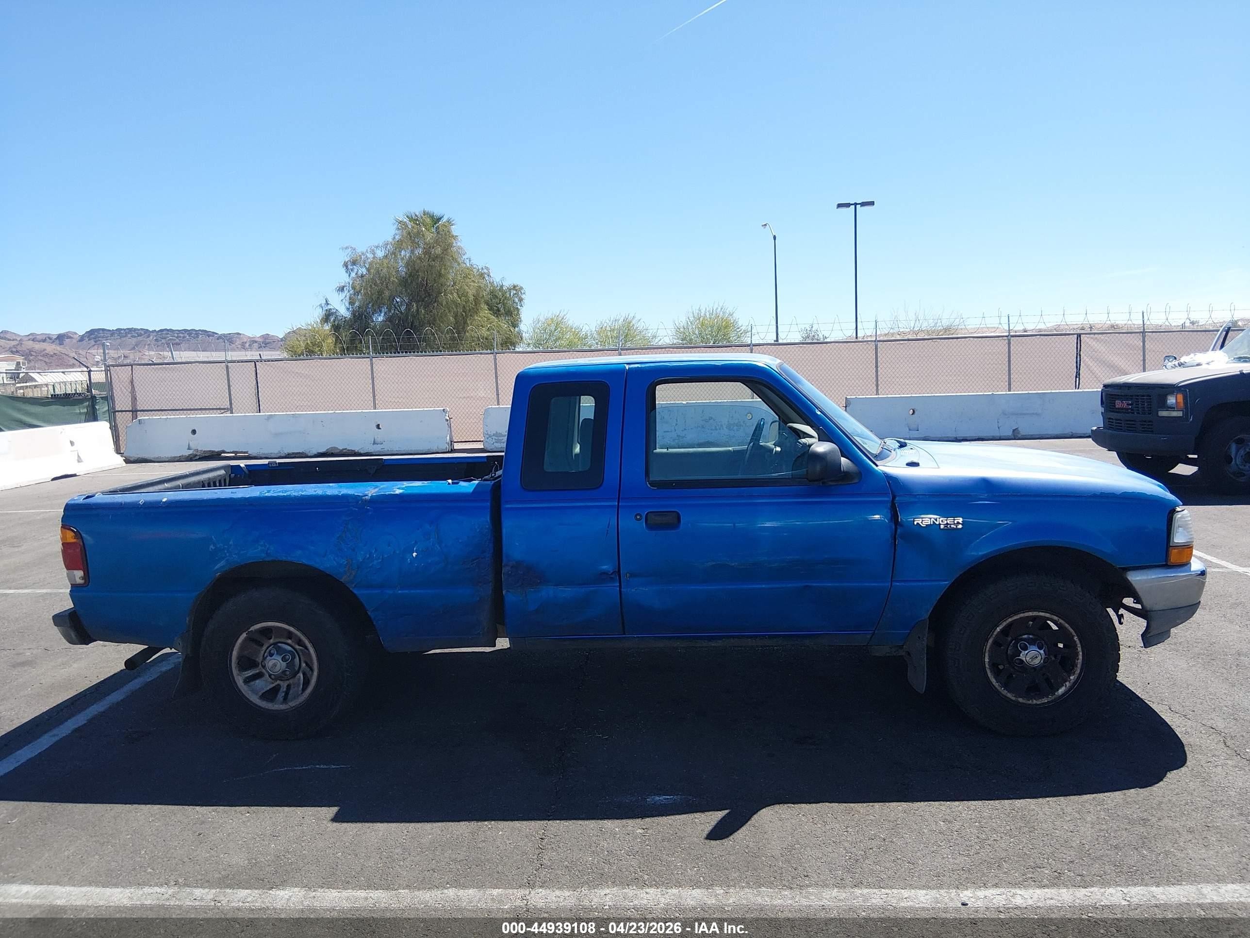 1999 Ford Ranger Xl/xlt Blue vin: 1FTYR14VXXPA36042