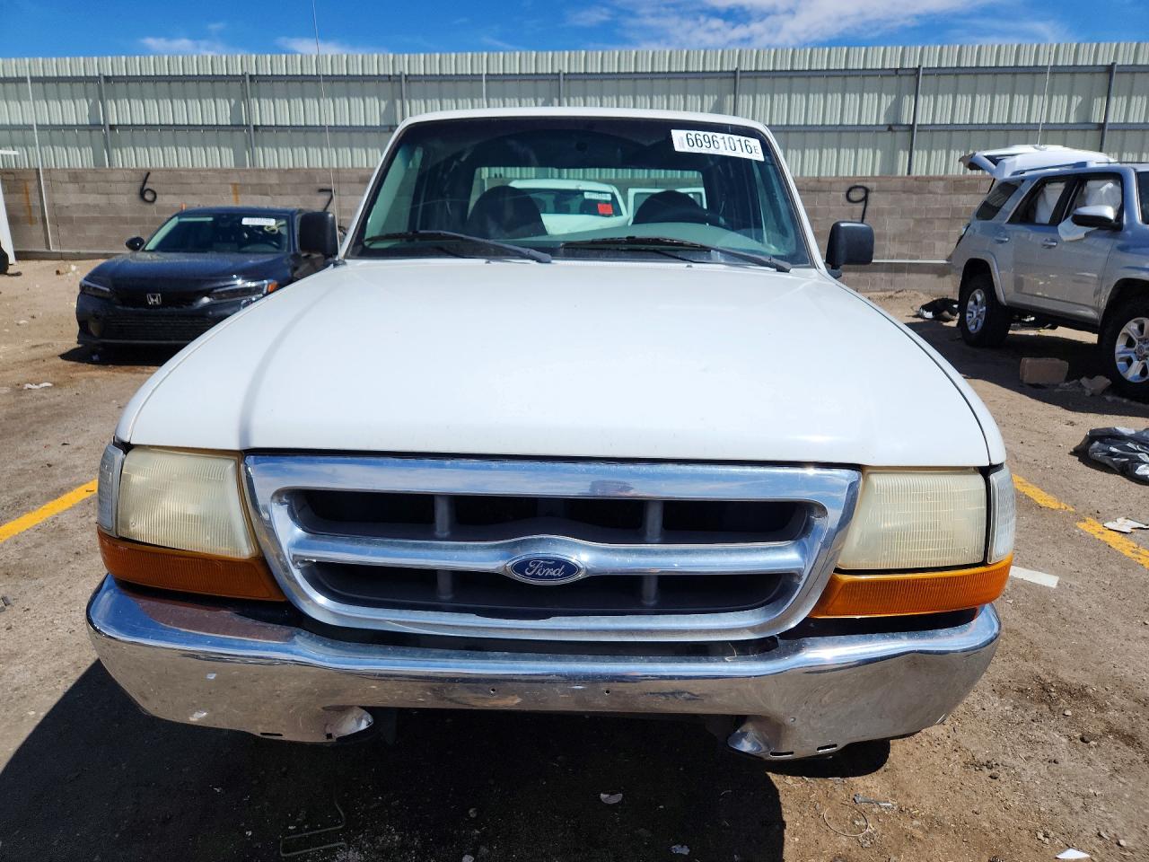 2000 Ford Ranger Super Cab White vin: 1FTYR14VXYPA11708