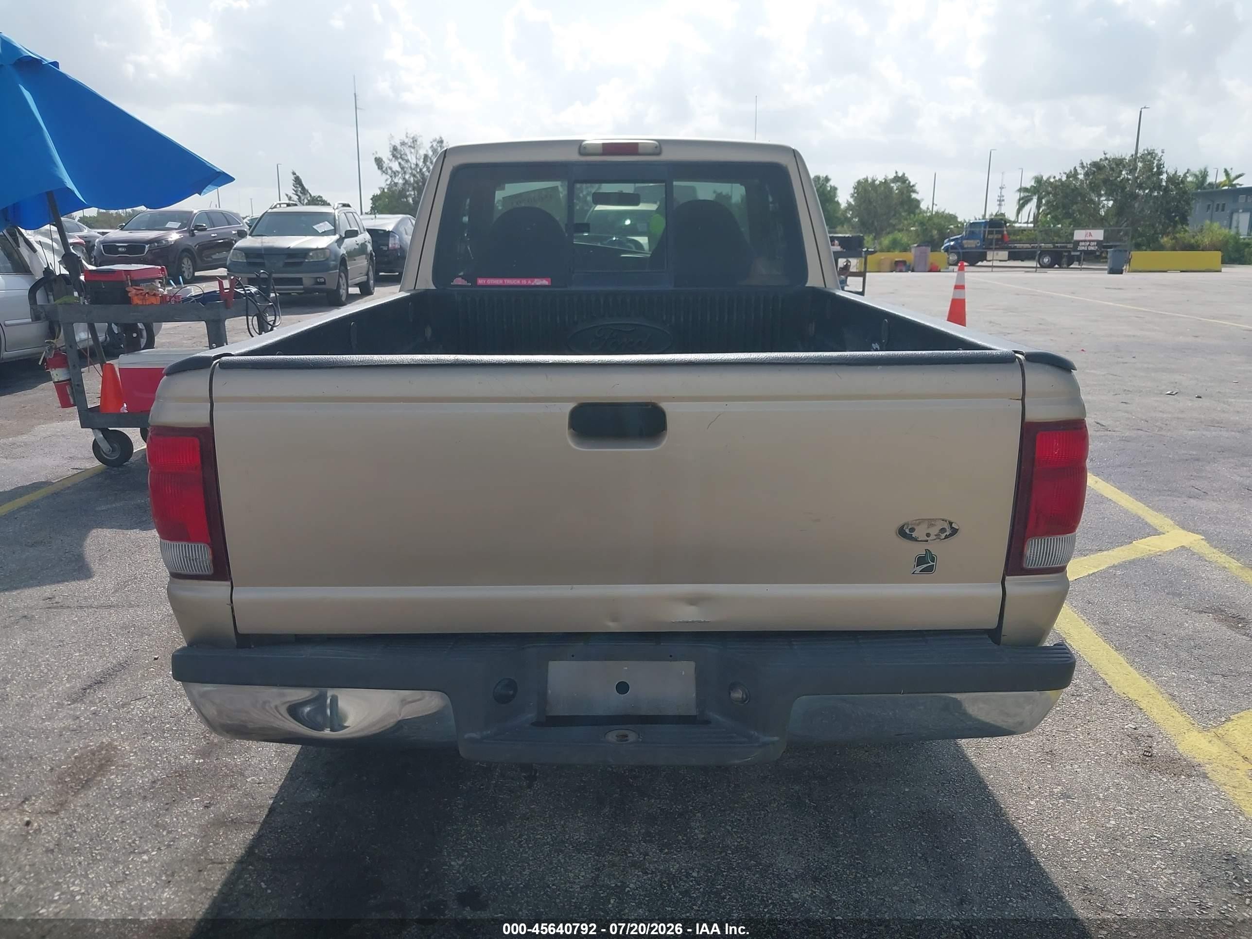 2000 Ford Ranger Xl/xlt Gold vin: 1FTYR14VXYTA91695