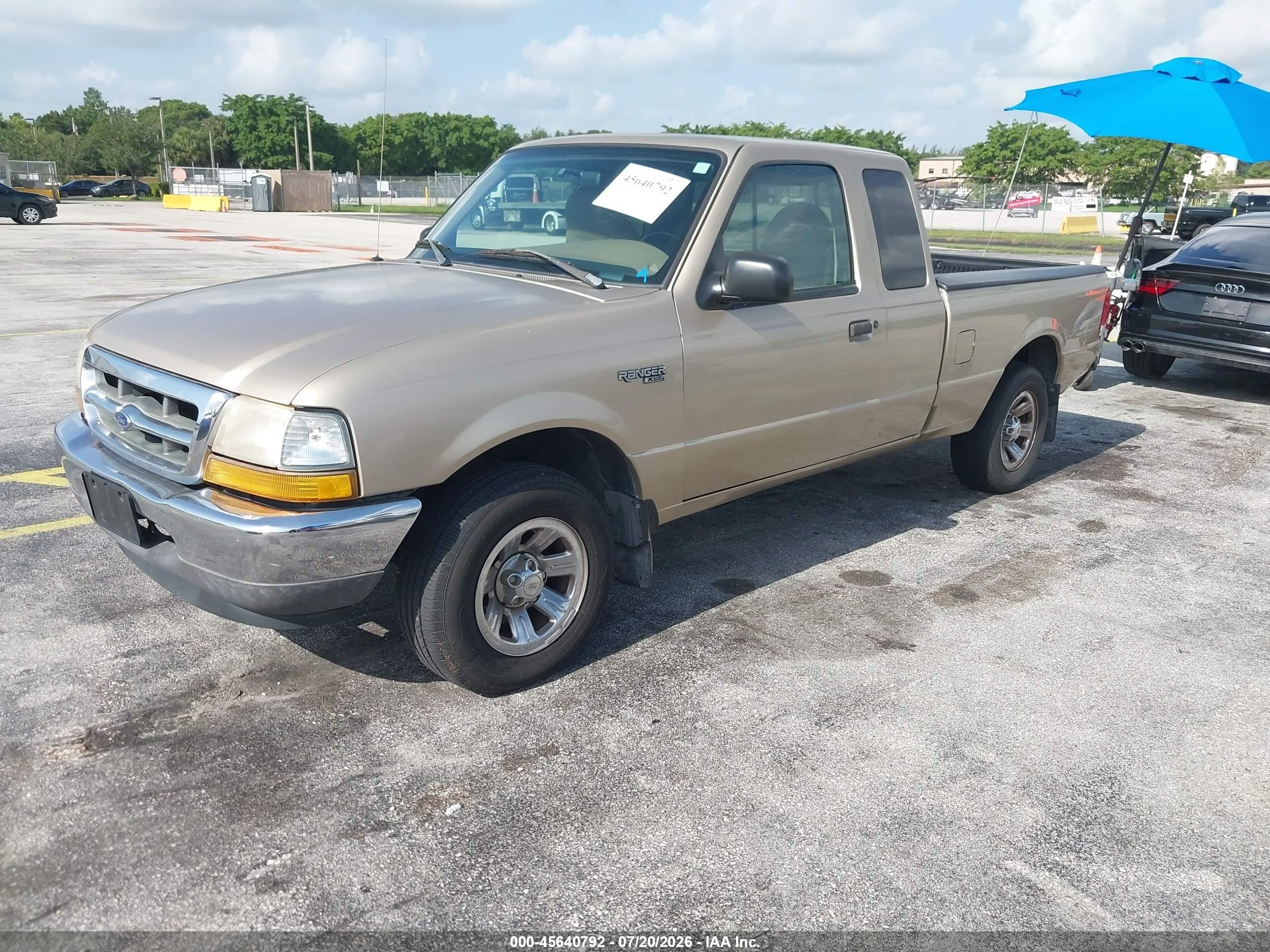 2000 Ford Ranger Xl/xlt Gold vin: 1FTYR14VXYTA91695