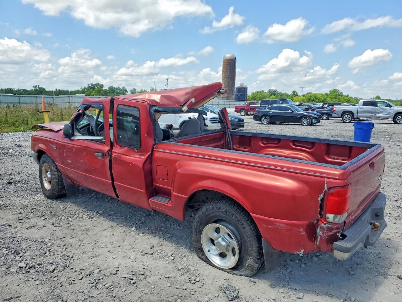 2000 Ford Ranger Super Cab Красный vin: 1FTYR14VXYTB41785