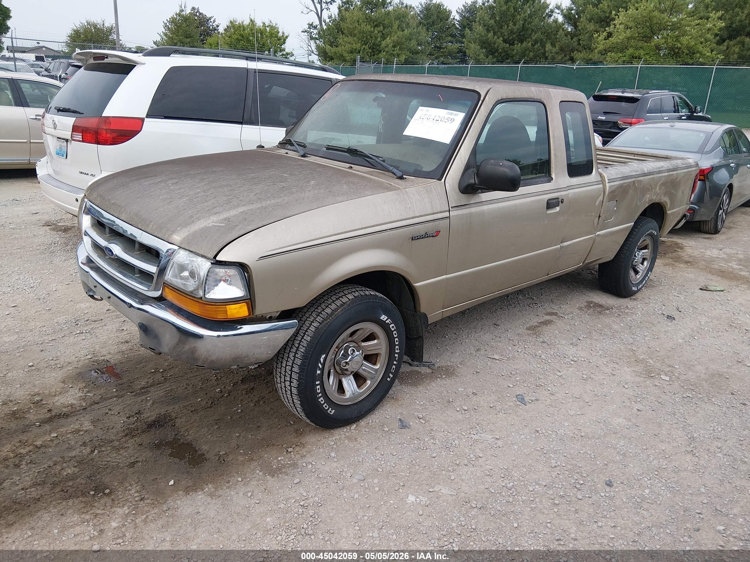 2000 Ford Ranger Xlt Beige vin: 1FTYR14X0YTB19070