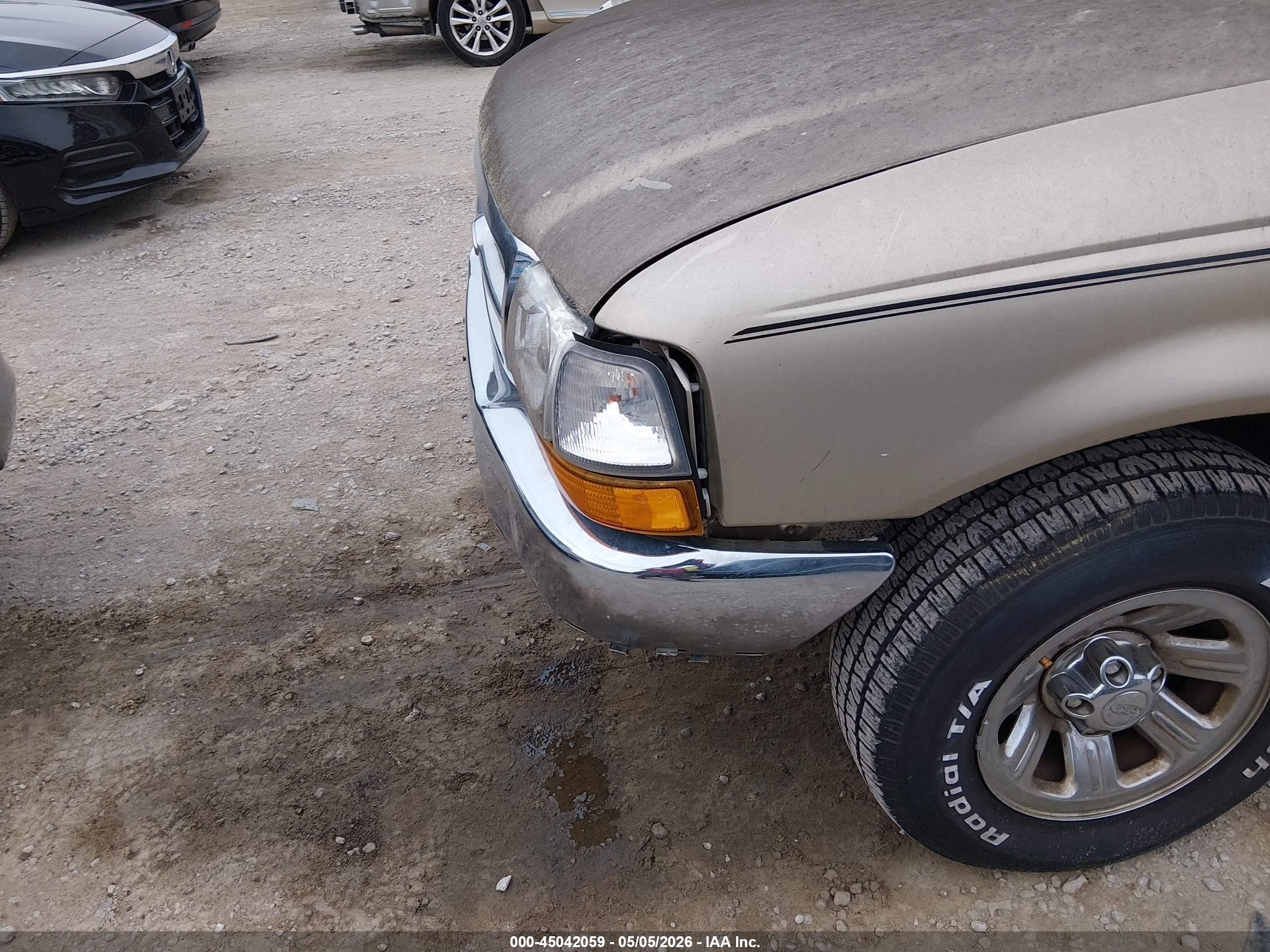 2000 Ford Ranger Xlt Beige vin: 1FTYR14X0YTB19070