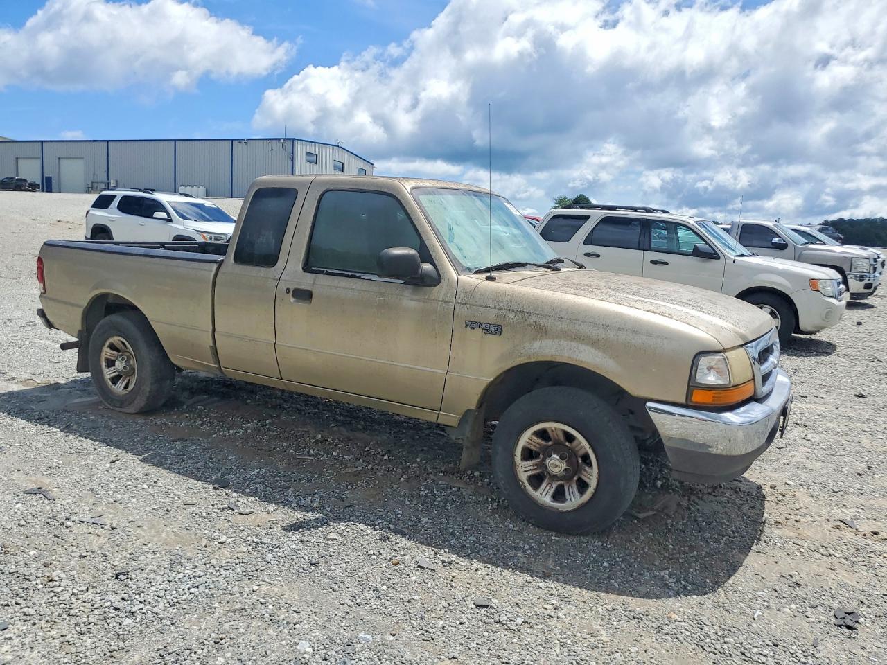 2000 Ford Ranger Beige vin: 1FTYR14X1YTA07071
