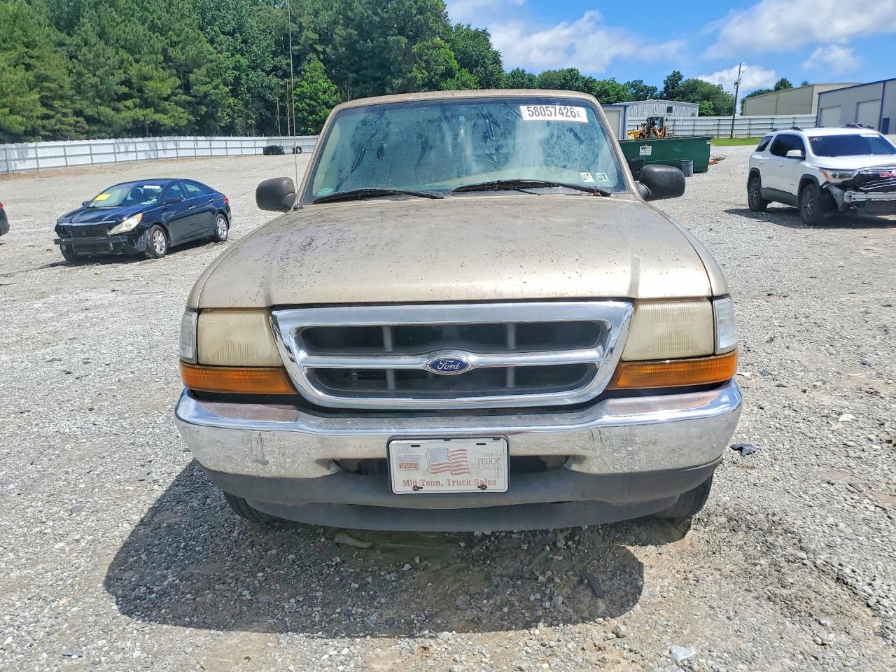 2000 Ford Ranger Beige vin: 1FTYR14X1YTA07071