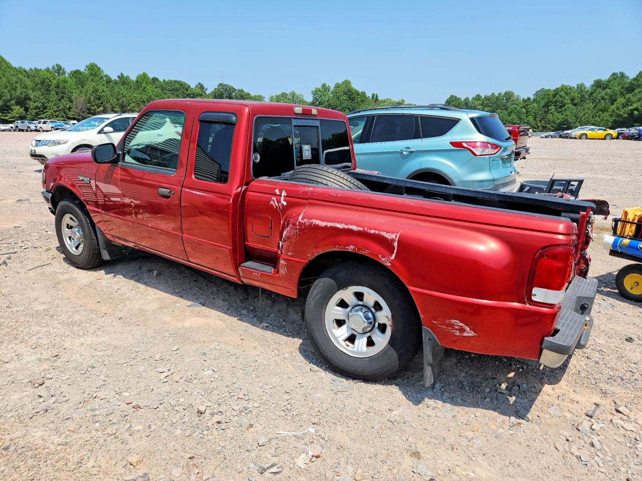 2000 Ford Ranger Super Cab Red vin: 1FTYR14X1YTA93255