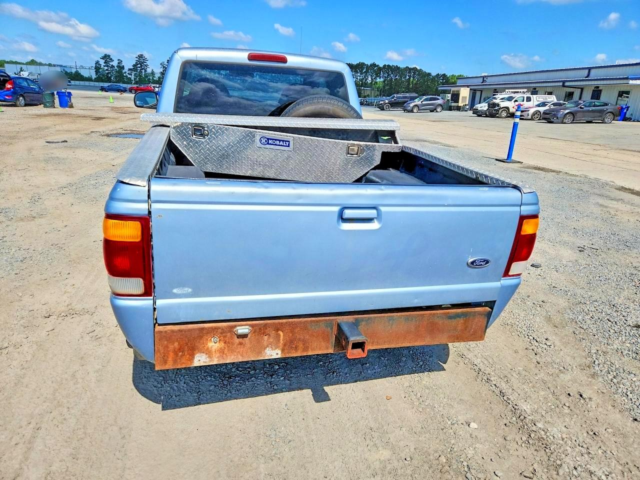 1998 Ford Ranger Super Cab Blue vin: 1FTYR14X2WTA37760