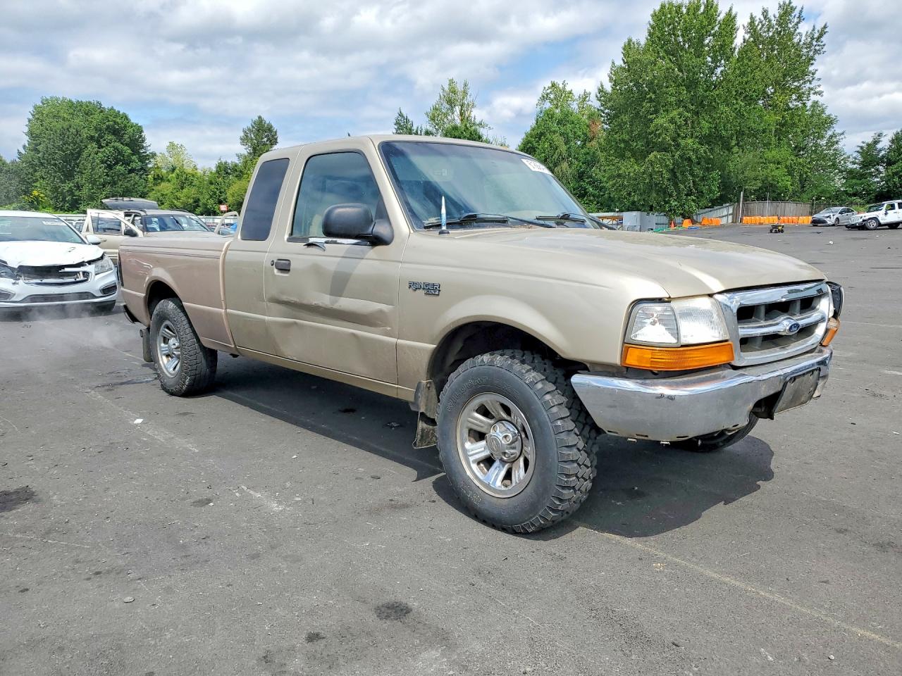 2000 Ford Ranger Super Cab Gold vin: 1FTYR14X5YPA20656