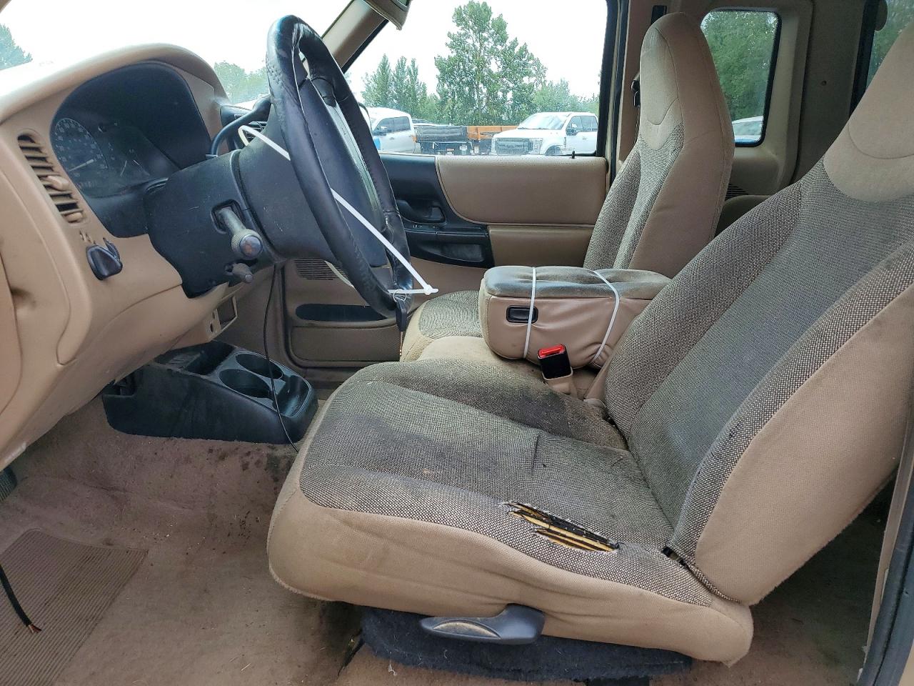 2000 Ford Ranger Super Cab Gold vin: 1FTYR14X5YPA20656