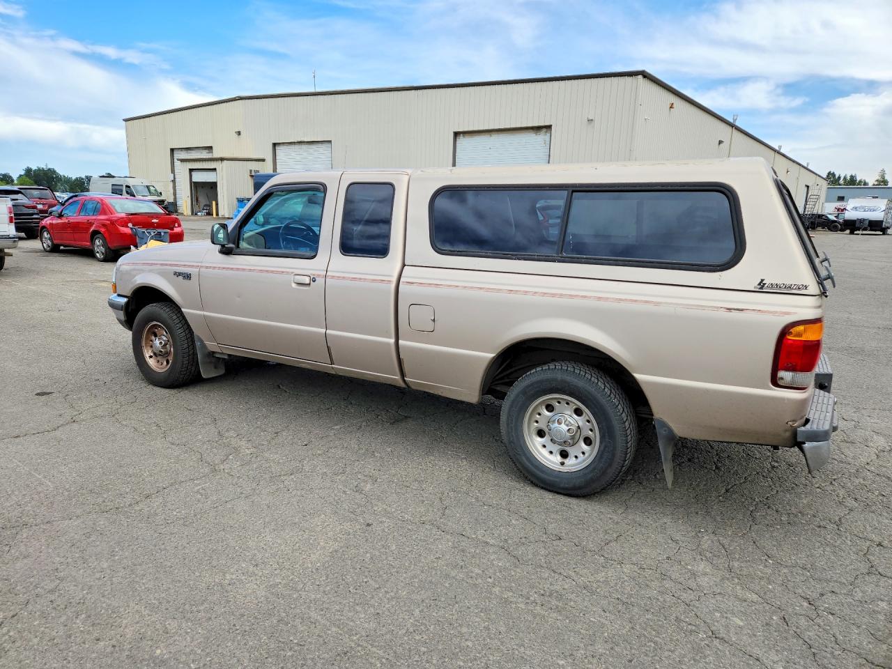 1998 Ford Ranger Super Cab Beige vin: 1FTYR14X6WPA78434