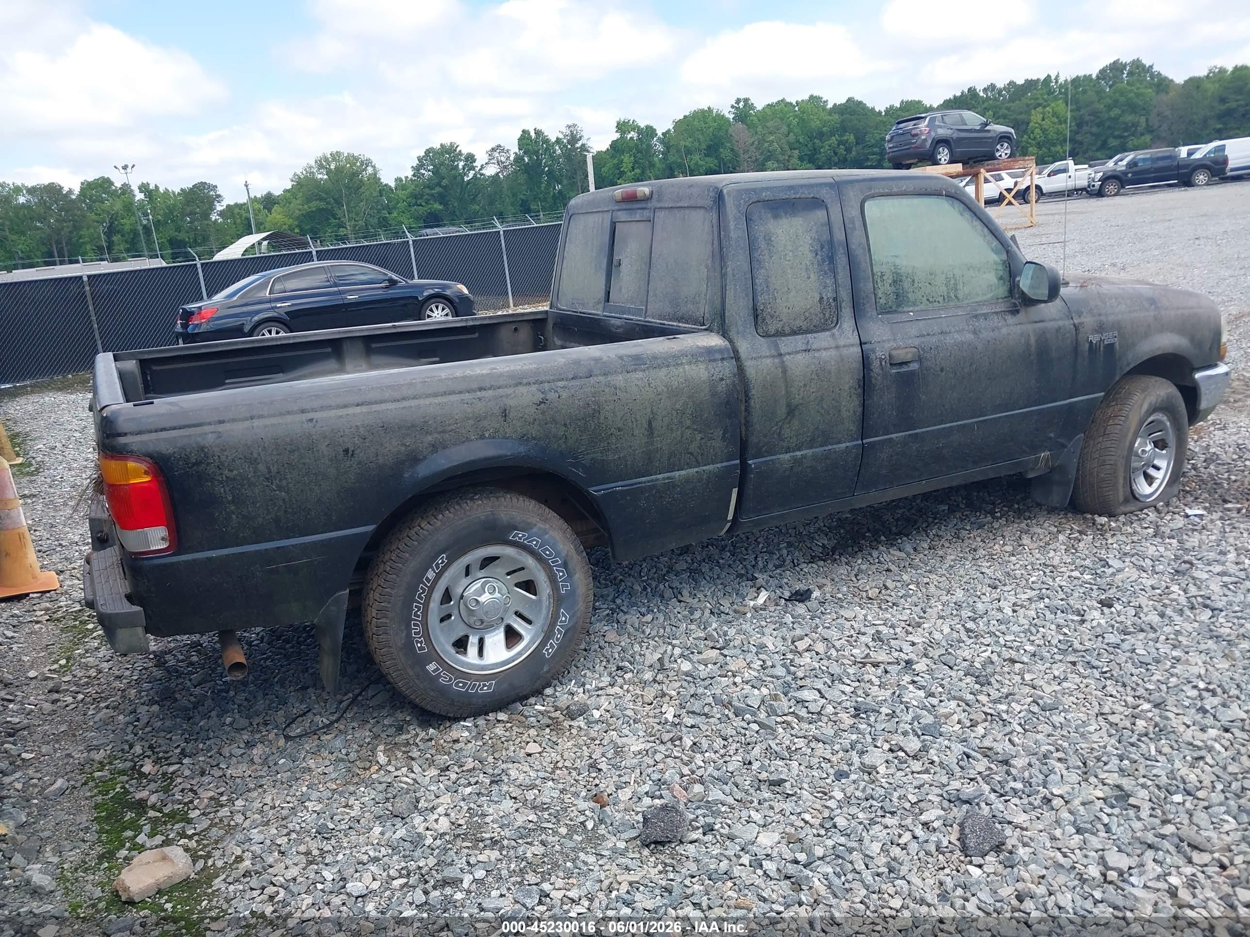 1999 Ford Ranger Xlt Black vin: 1FTYR14X7XPC05760