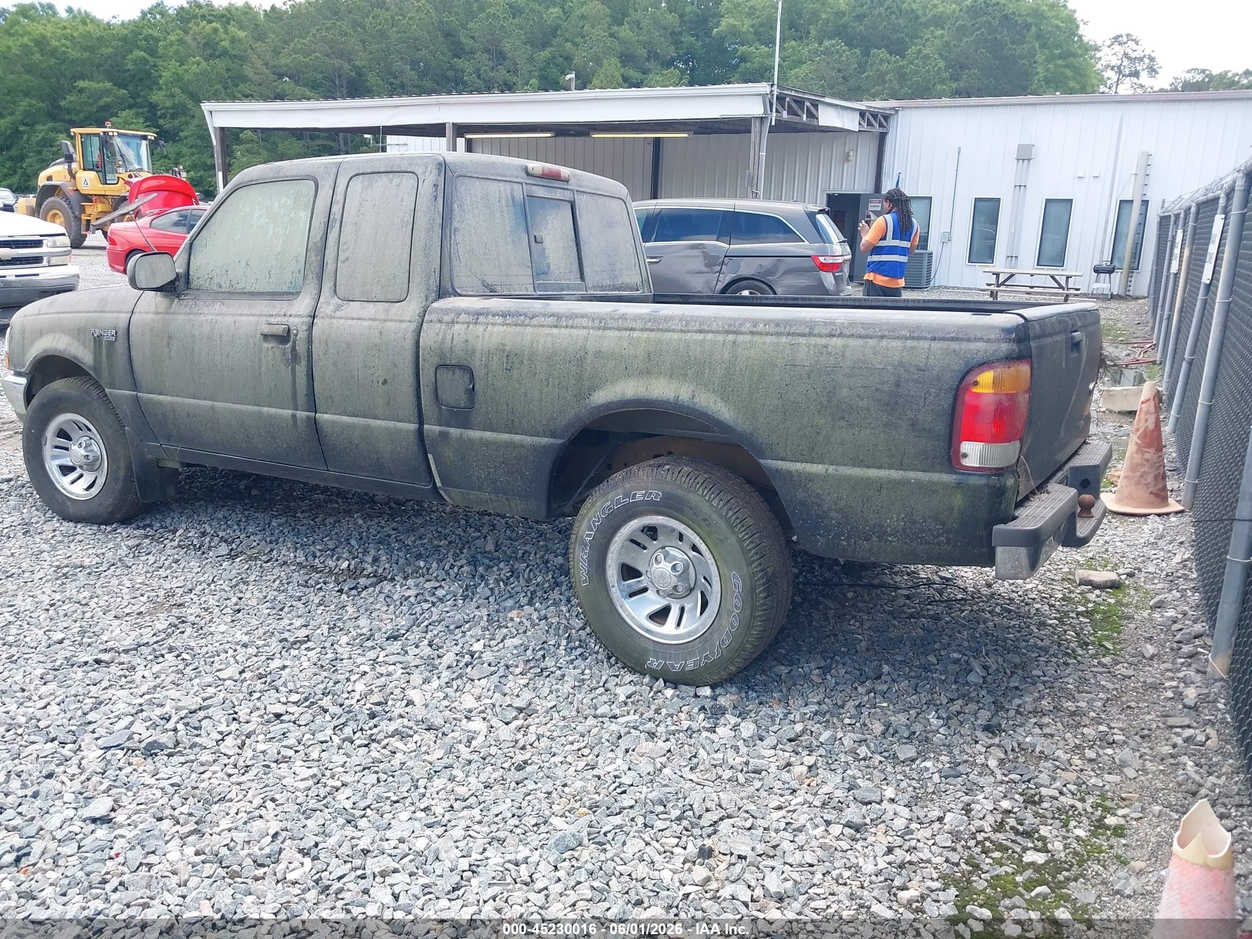 1999 Ford Ranger Xlt Black vin: 1FTYR14X7XPC05760