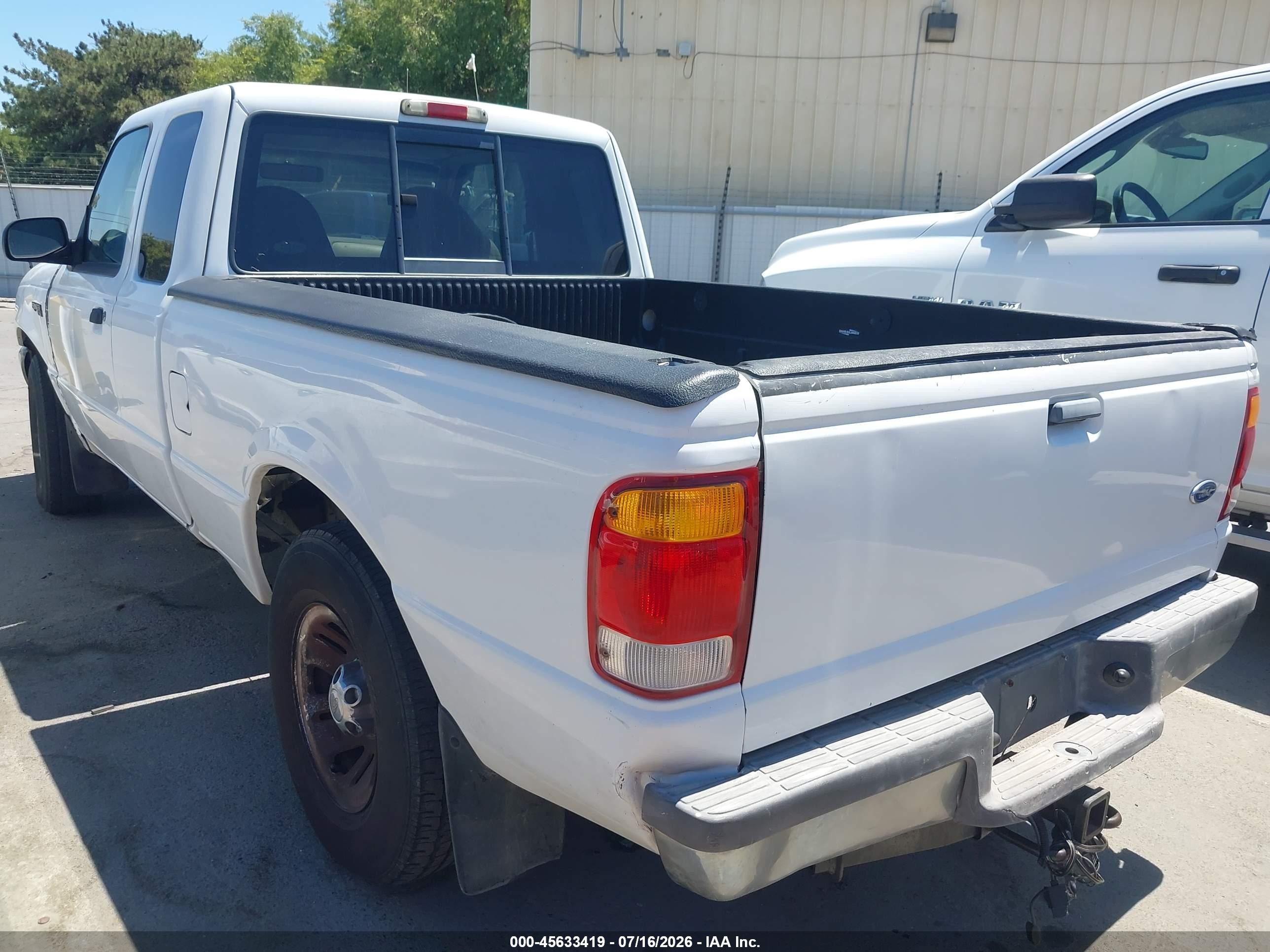 1999 Ford Ranger Xlt White vin: 1FTYR14X8XPA59661