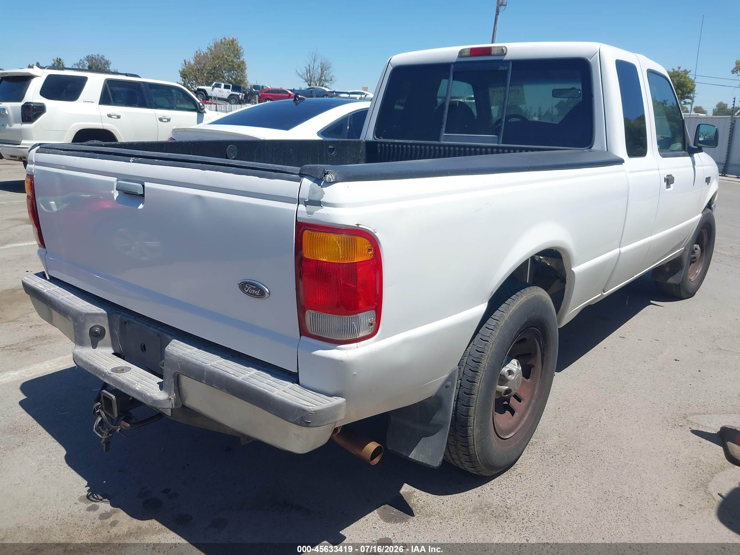 1999 Ford Ranger Xlt White vin: 1FTYR14X8XPA59661