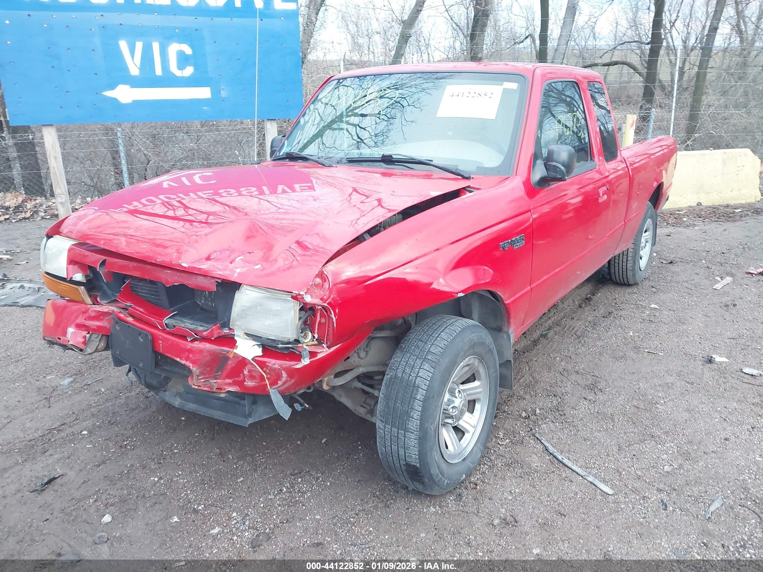 2000 Ford Ranger Xlt Red vin: 1FTYR14X8YTA89445