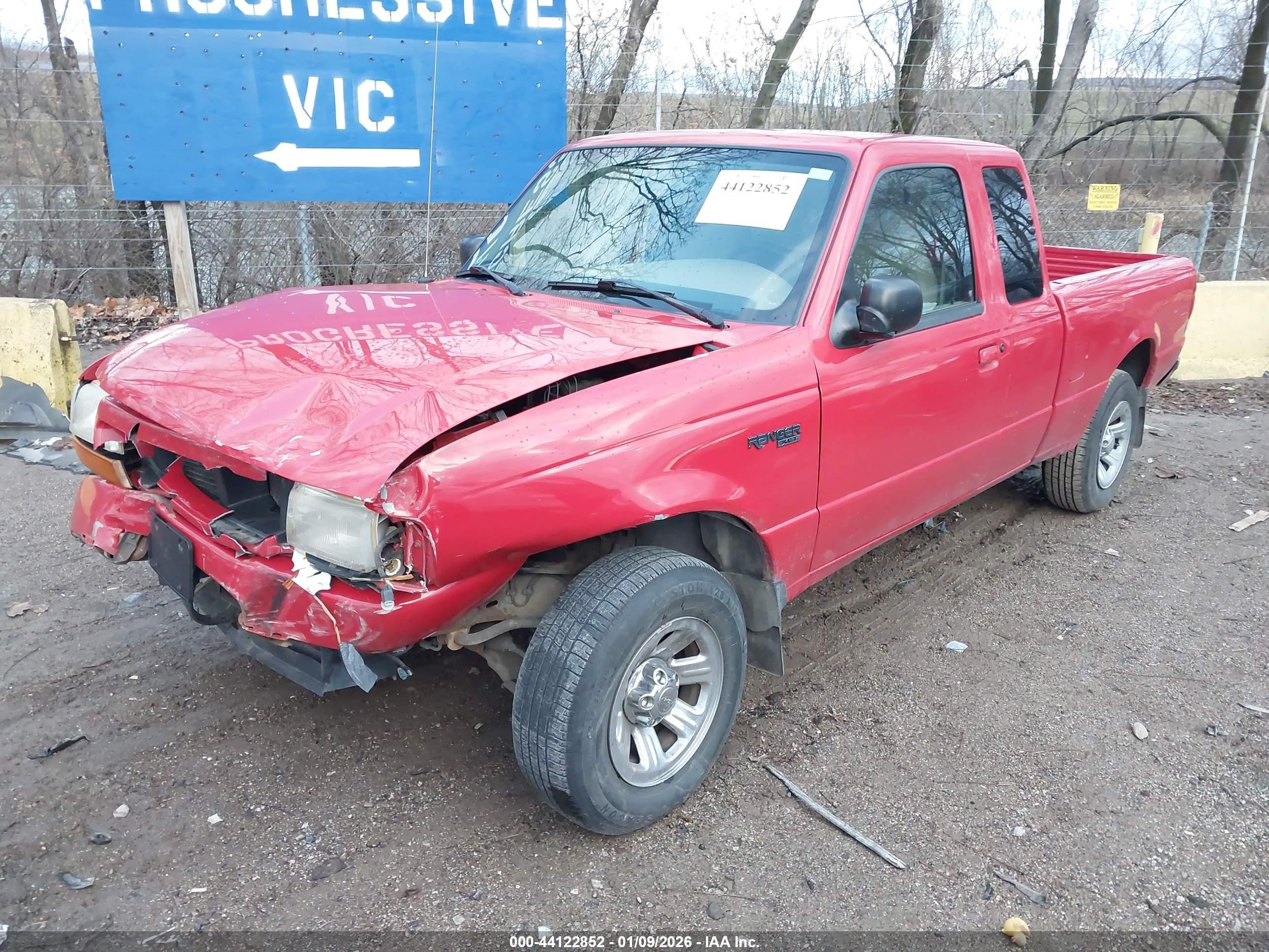 2000 Ford Ranger Xlt Red vin: 1FTYR14X8YTA89445