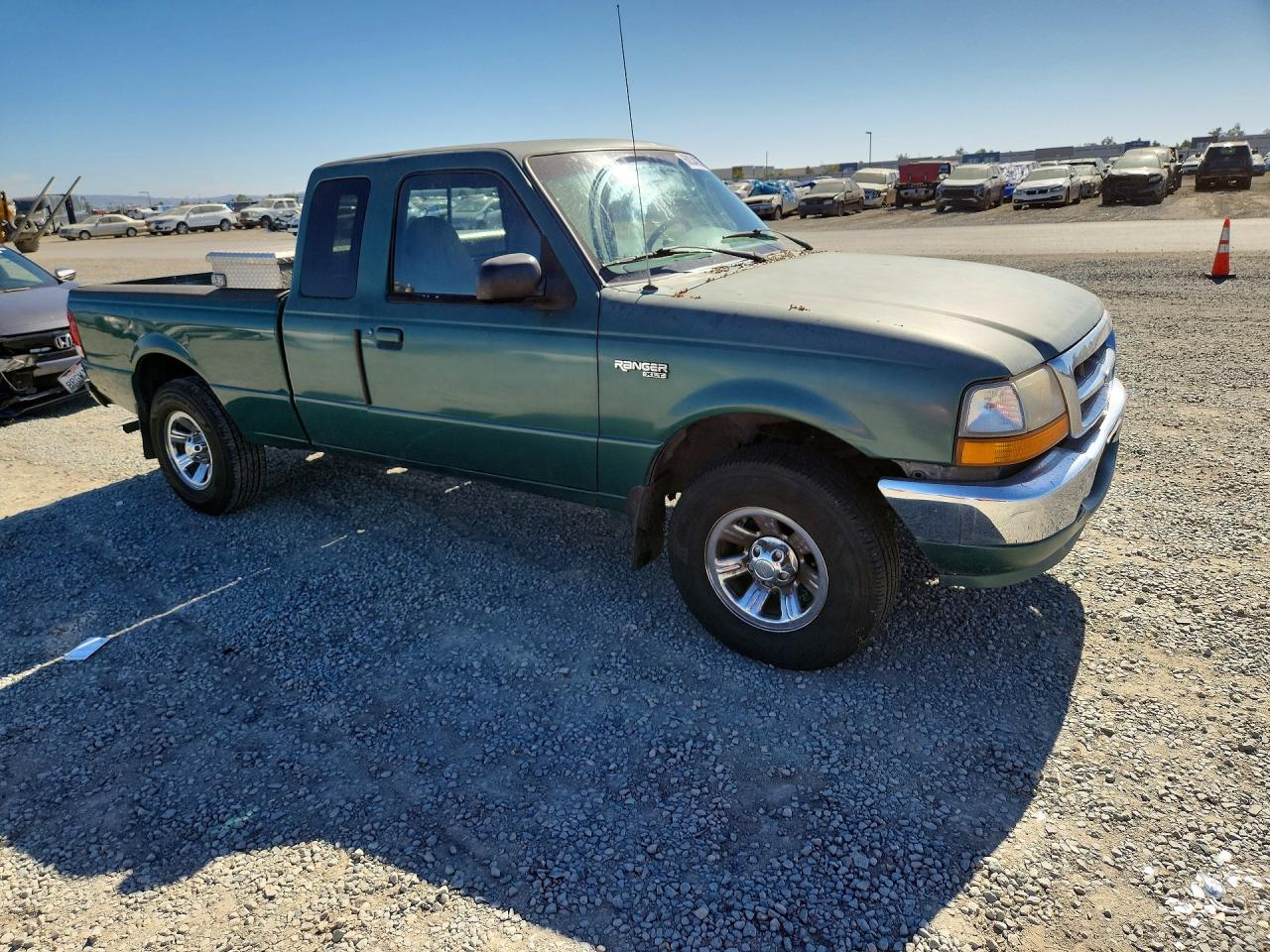 2000 Ford Ranger Super Cab Green vin: 1FTYR14X9YPA12141