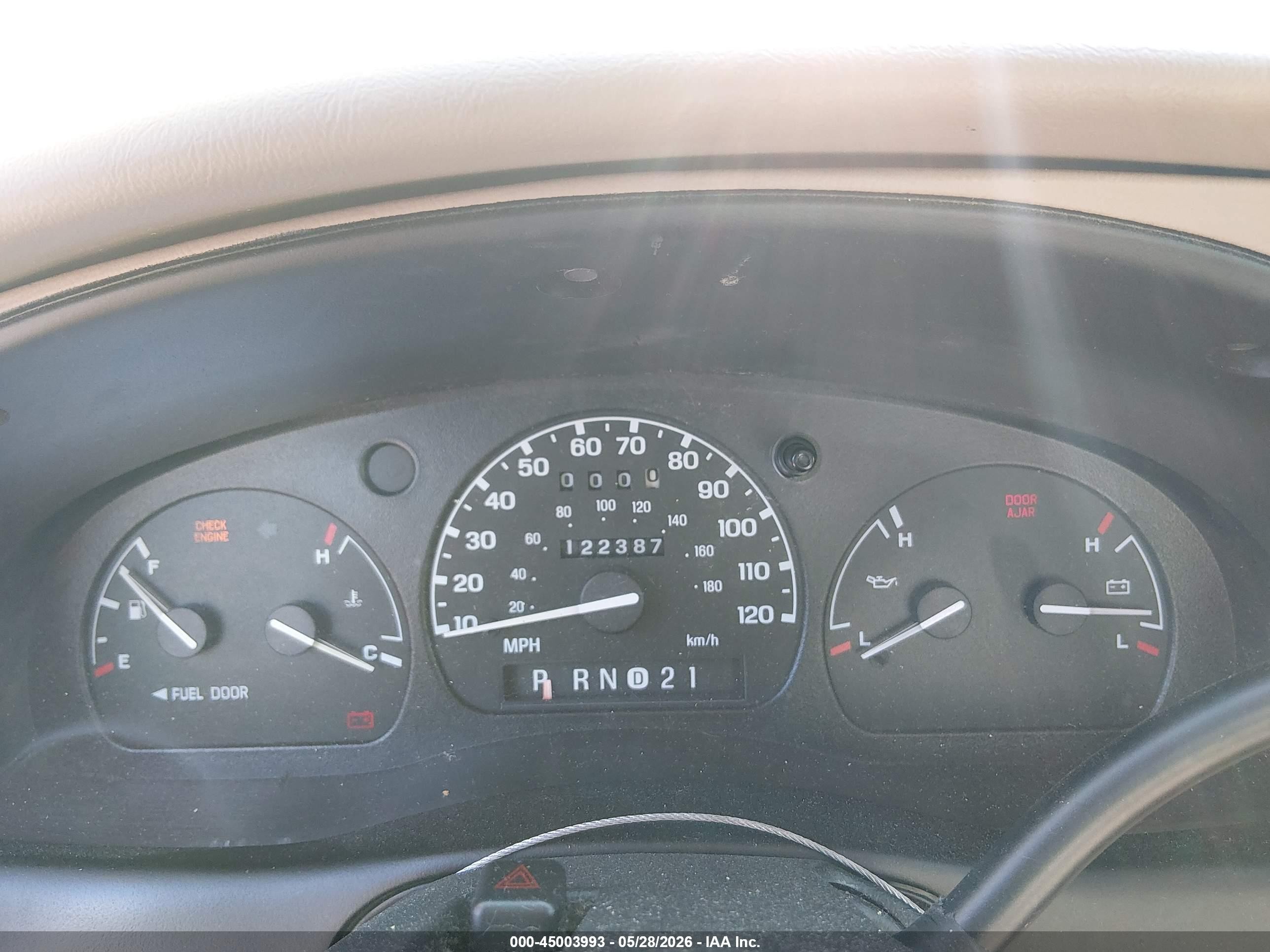 2000 Ford Ranger Xlt Orange vin: 1FTYR14X9YTA18318