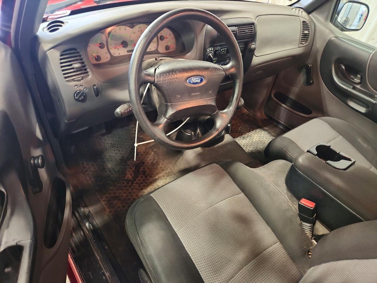 2003 Ford Ranger Super Cab Red vin: 1FTYR15E23PB53610