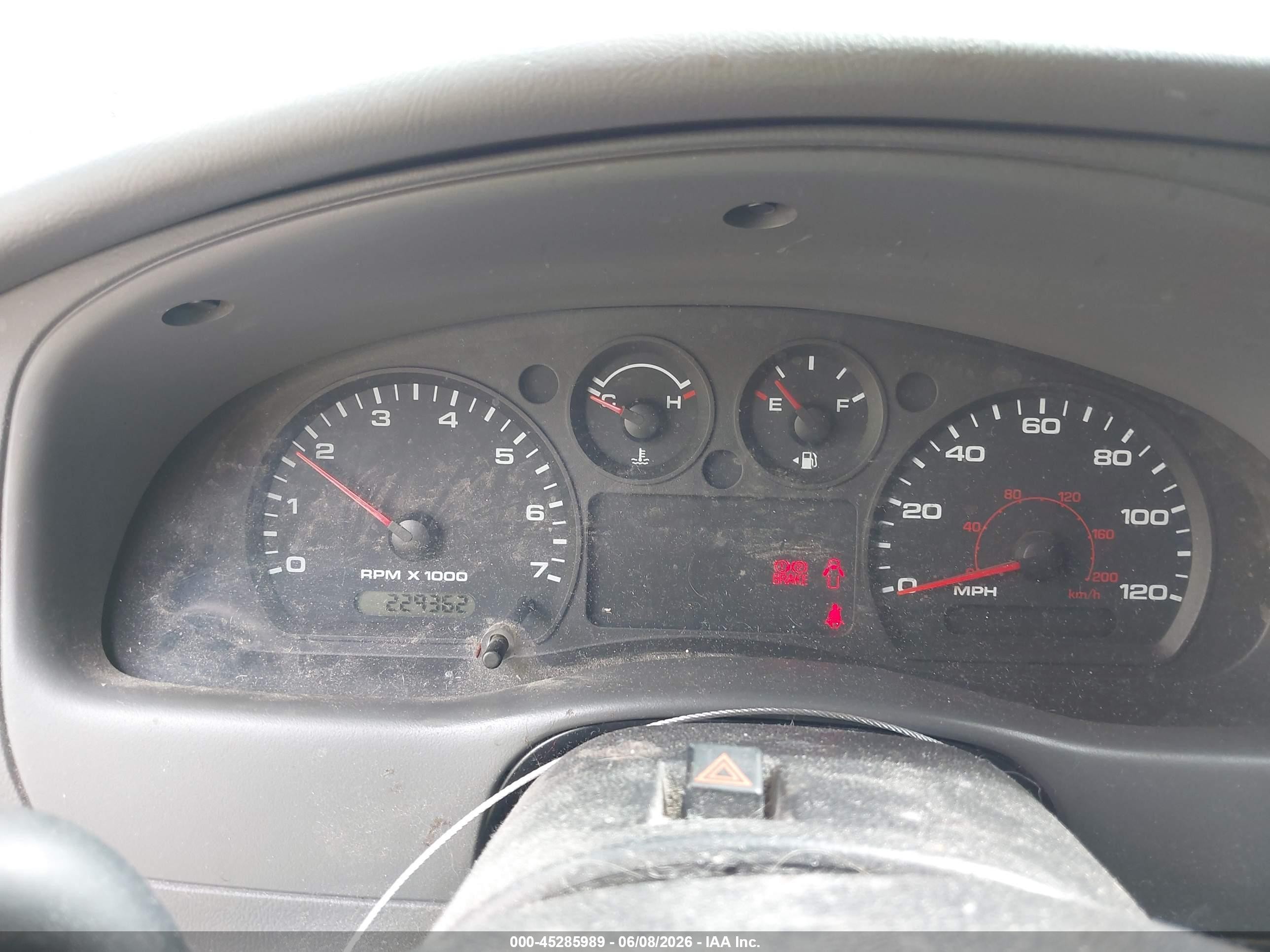 2004 Ford Ranger Xlt Red vin: 1FTYR15E54PB36933