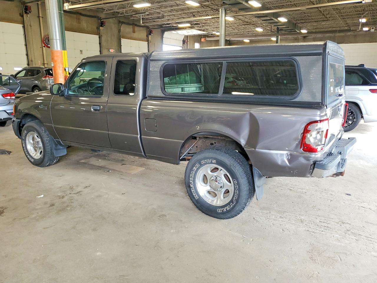 2005 Ford Ranger Sup Серый vin: 1FTYR15E55PA06815