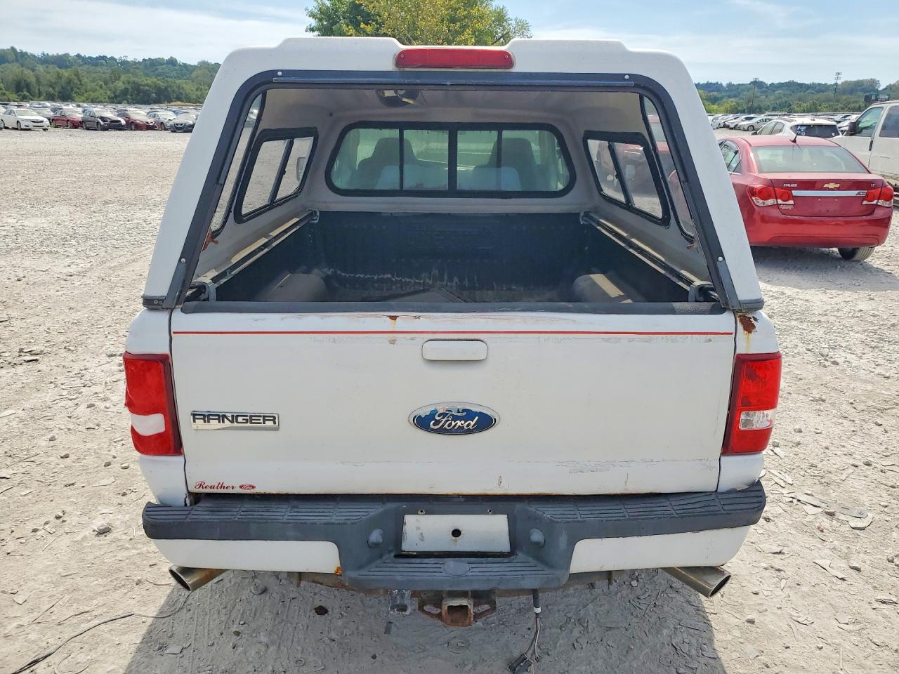 2008 Ford Ranger Super Cab White vin: 1FTYR15E58PB18230