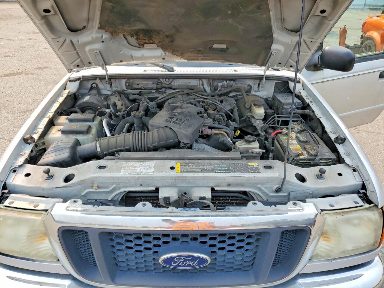 2005 Ford Ranger Super Cab Silver vin: 1FTYR15E85PB09436