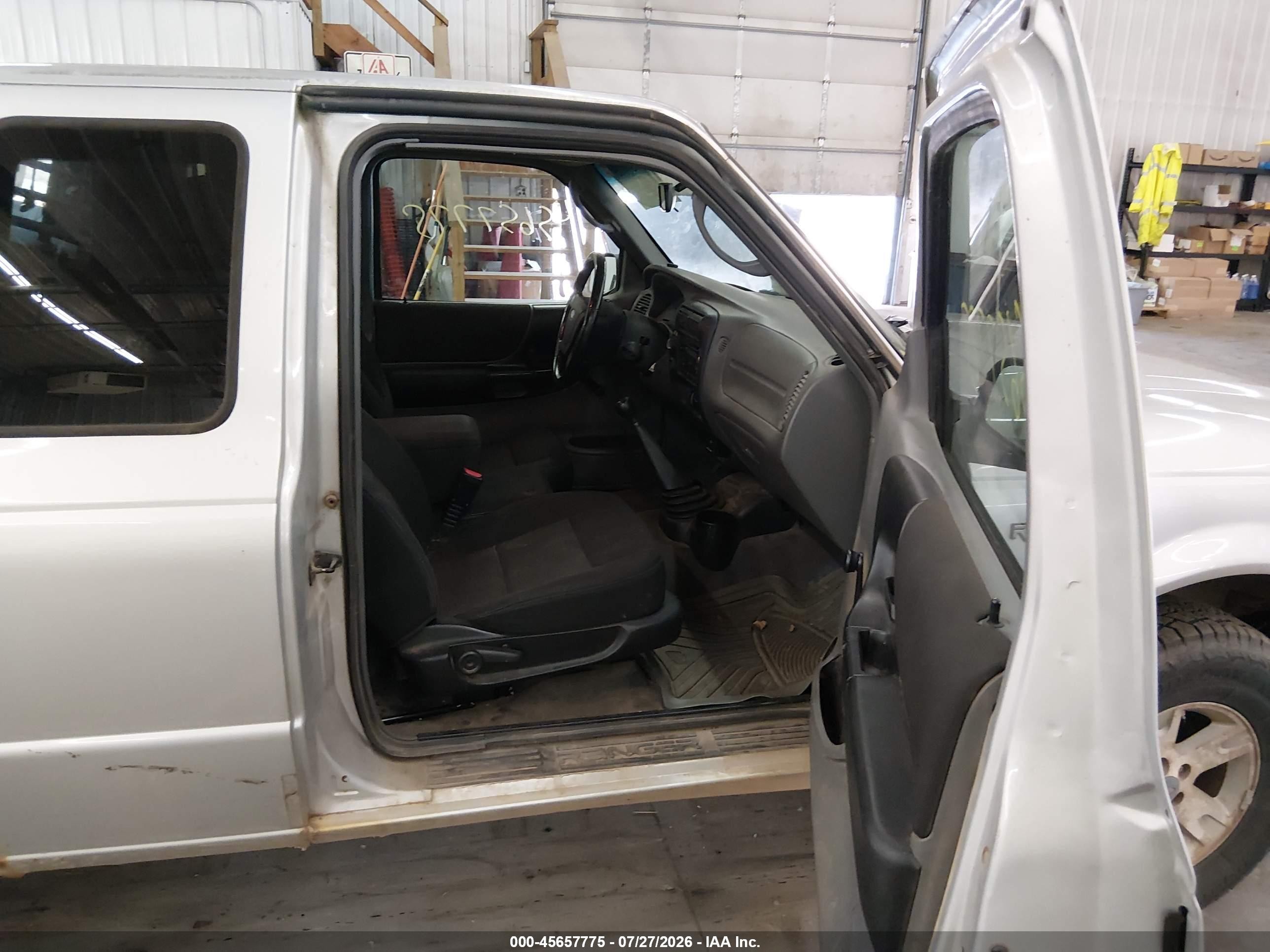 2004 Ford Ranger Xlt Silver vin: 1FTYR15E94PA24779