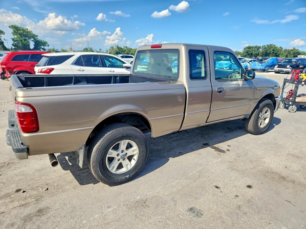 2004 Ford Ranger Super Cab Gold vin: 1FTYR15E94PA32204