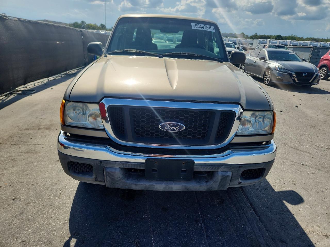 2004 Ford Ranger Super Cab Gold vin: 1FTYR15E94PA32204