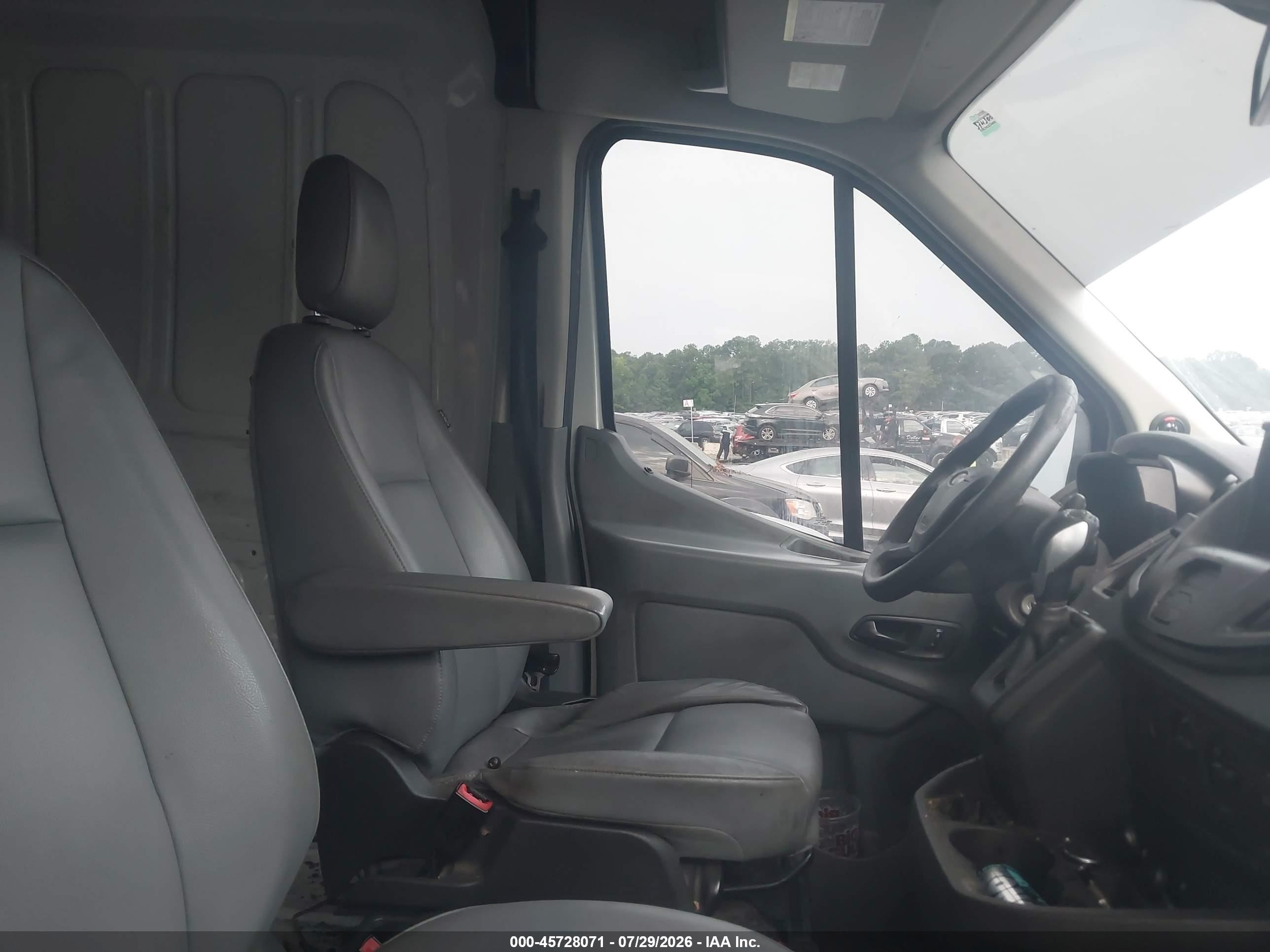 2016 Ford Transit-250   White vin: 1FTYR1CM1GKA35397