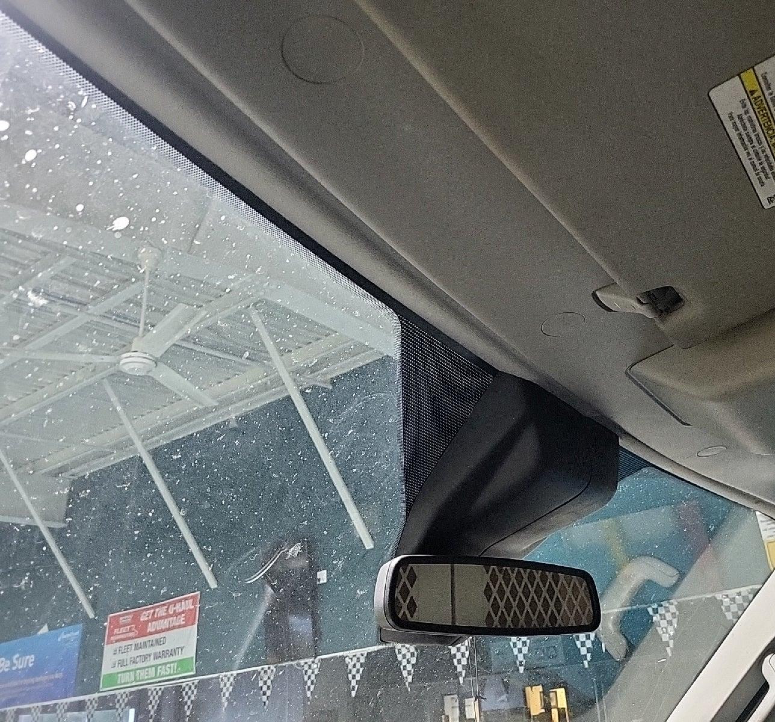 2017 Ford Transit-250   vin: 1FTYR1CM2HKB33811