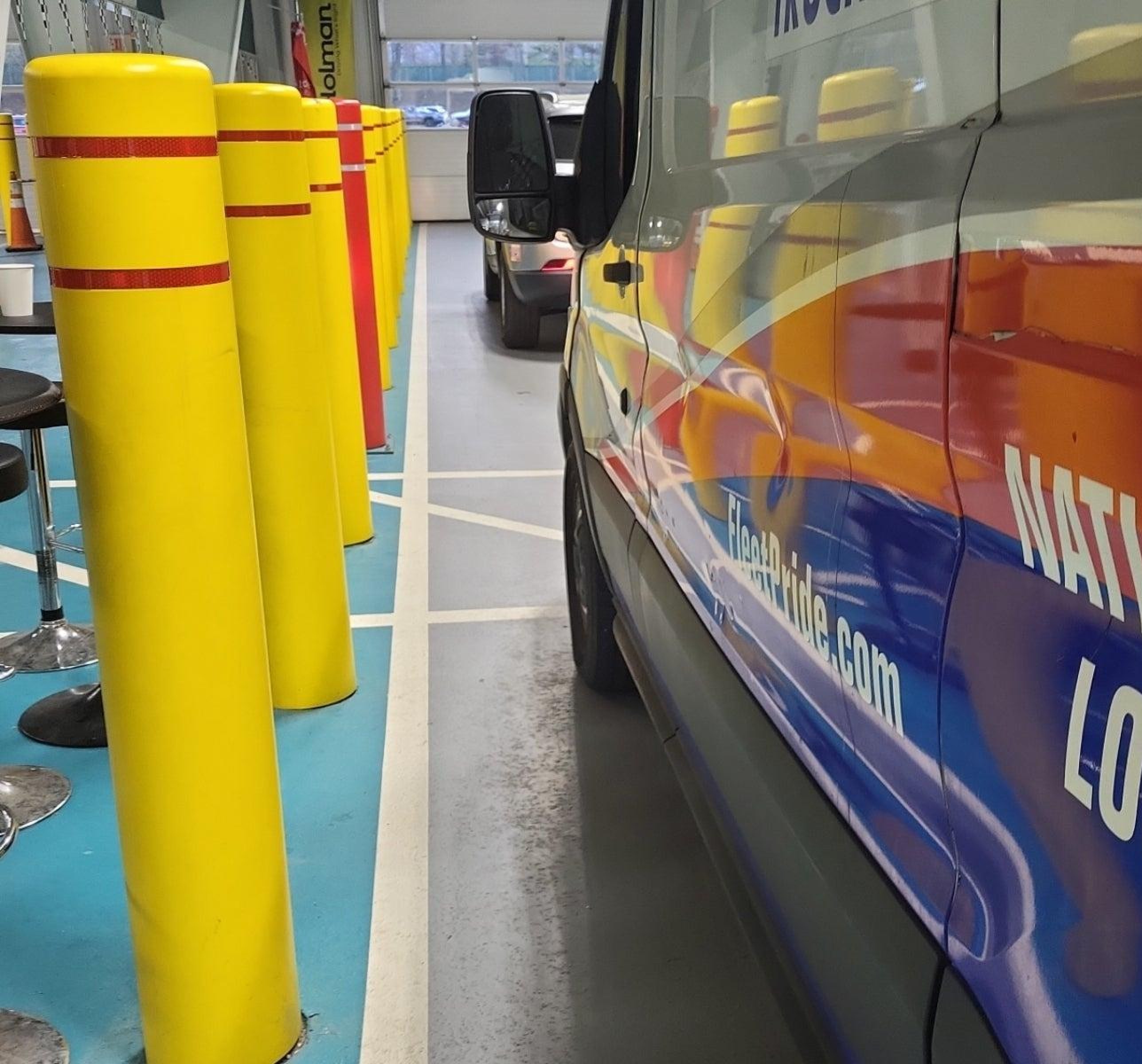 2017 Ford Transit-250   vin: 1FTYR1CM2HKB33811