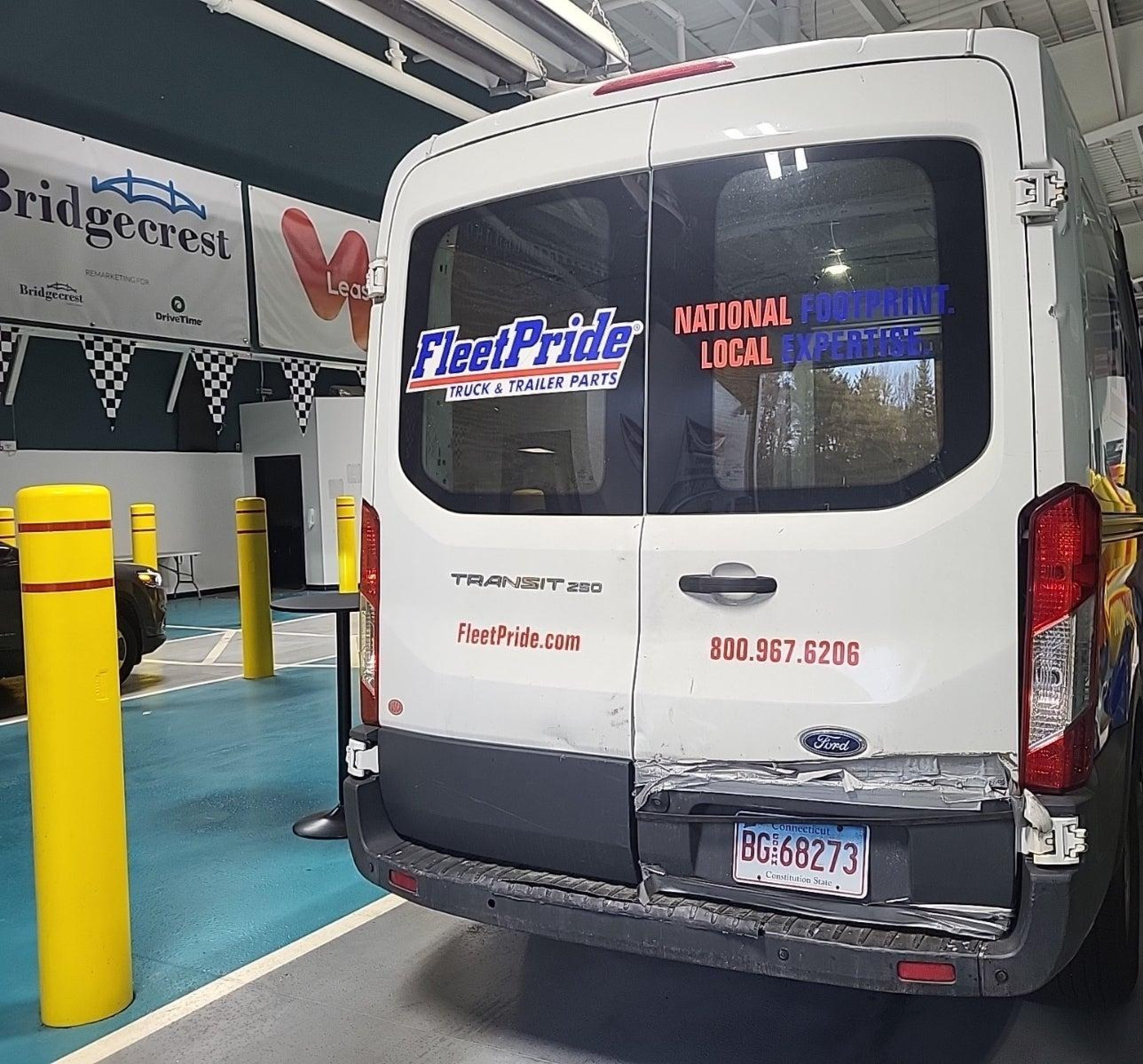 2017 Ford Transit-250   vin: 1FTYR1CM2HKB33811