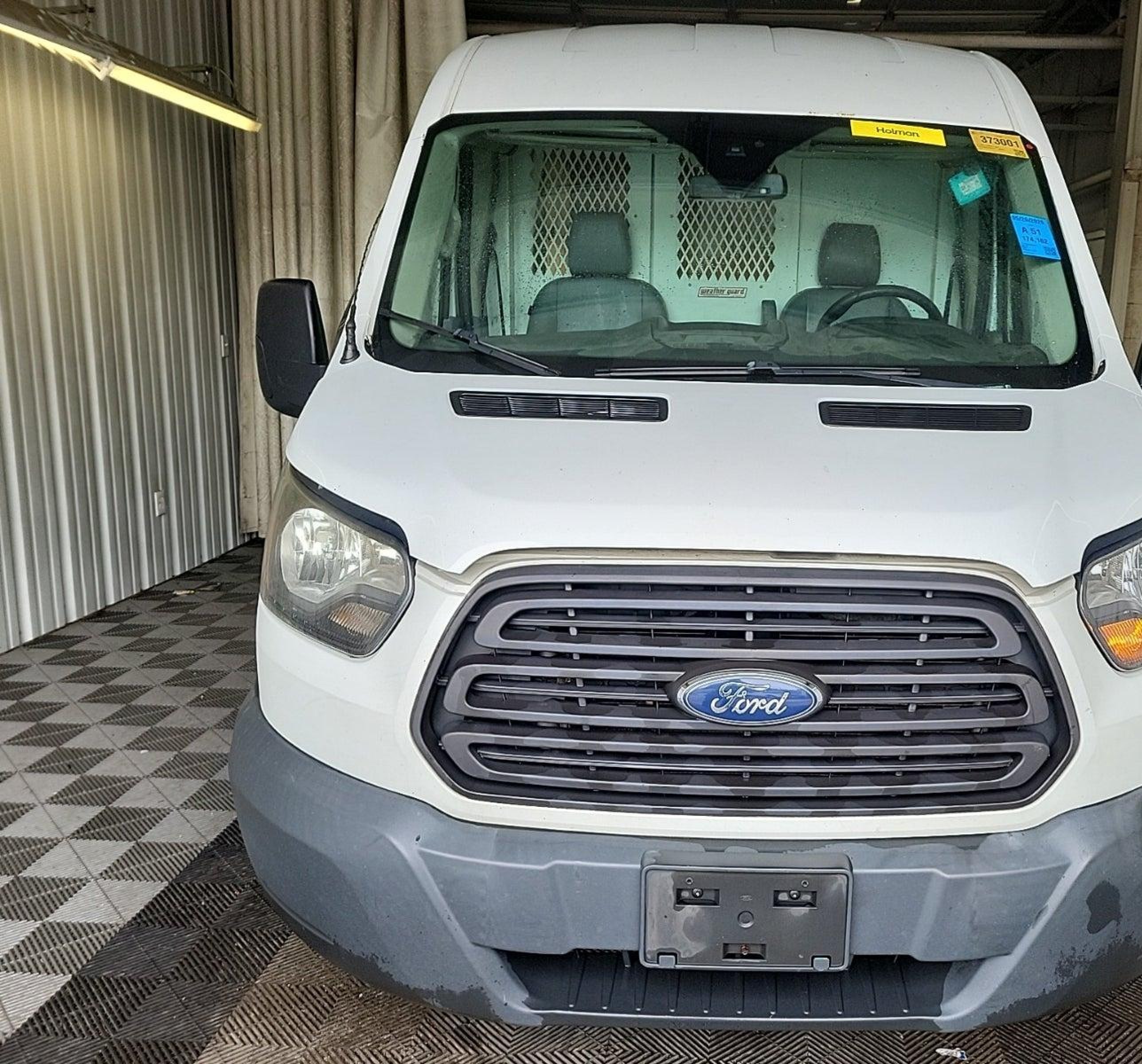 2017 Ford Transit-250   vin: 1FTYR1CM2HKB33811