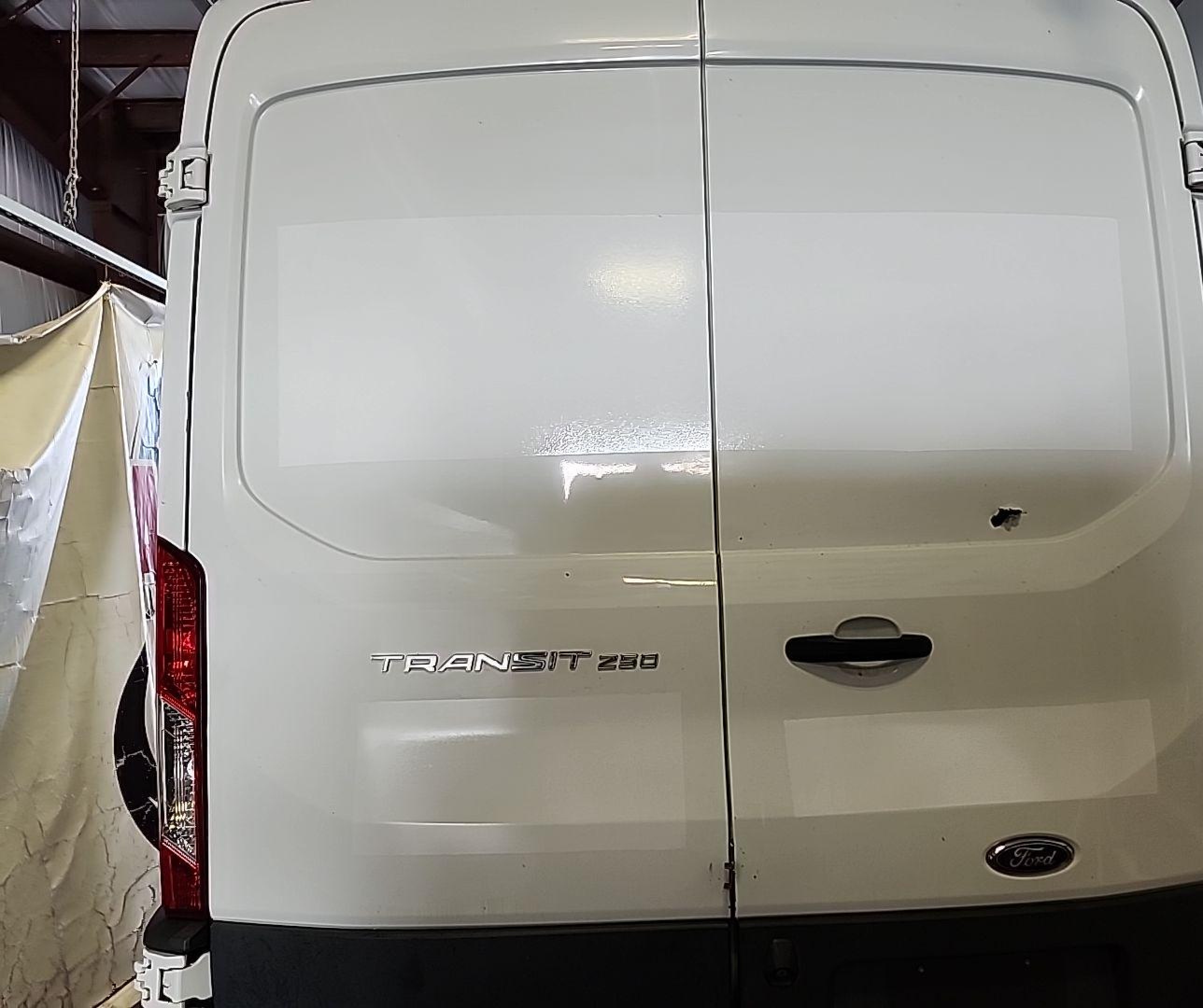 2017 Ford Transit-250   vin: 1FTYR1CM3HKB08559