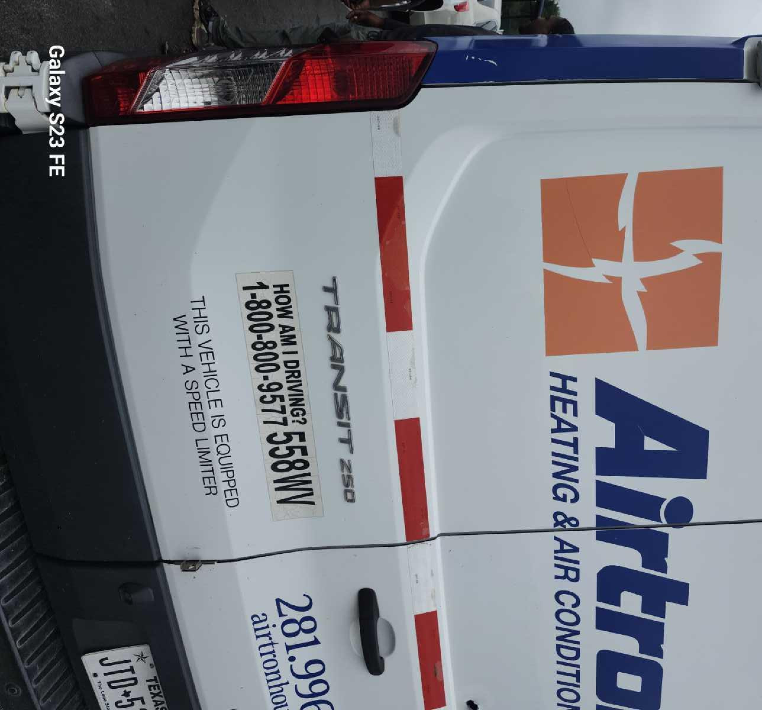 2017 Ford Transit-250   vin: 1FTYR1CM3HKB08559