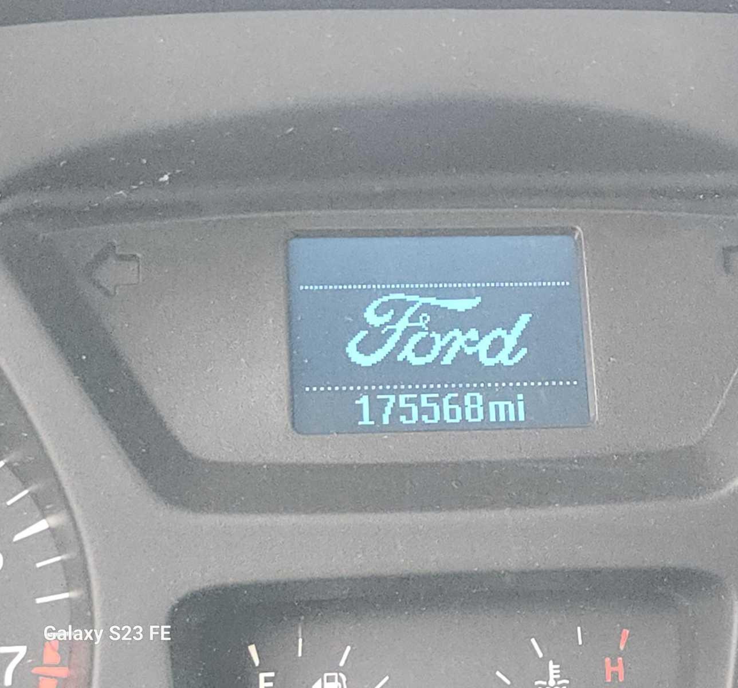 2017 Ford Transit-250   vin: 1FTYR1CM3HKB08559